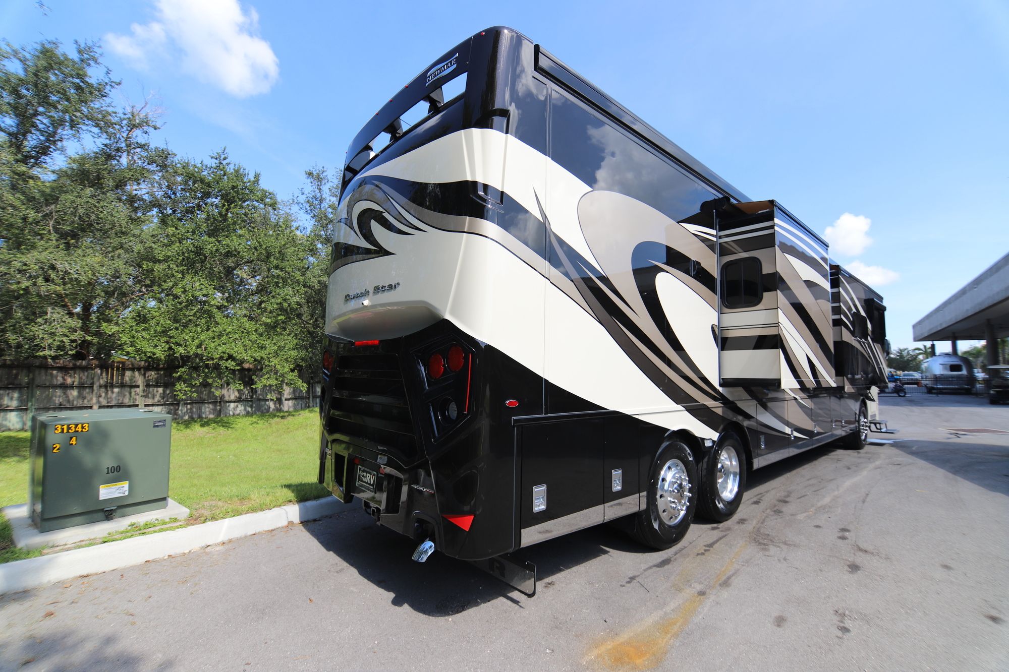 New 2019 Newmar Dutch Star 4369 Class A  For Sale