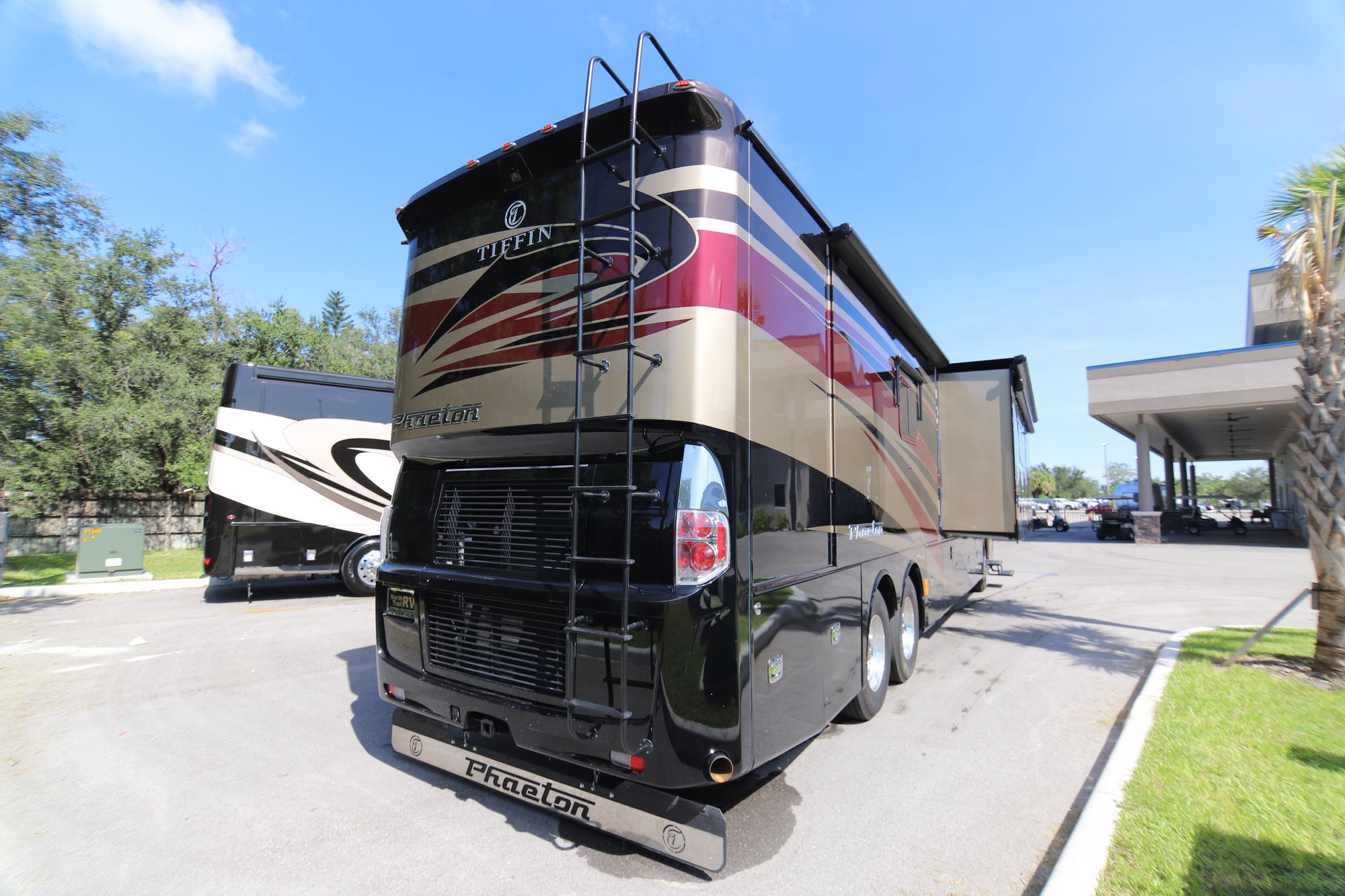 Used 2017 Tiffin Motor Homes Phaeton 44OH Class A  For Sale