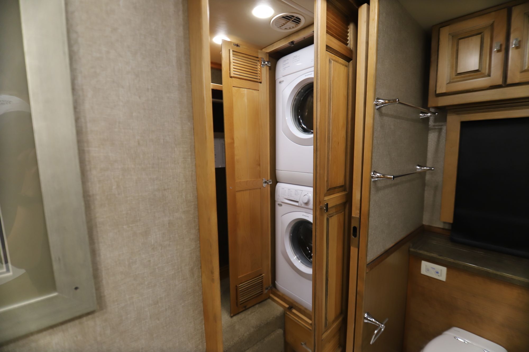 Used 2017 Tiffin Motor Homes Phaeton 44OH Class A  For Sale