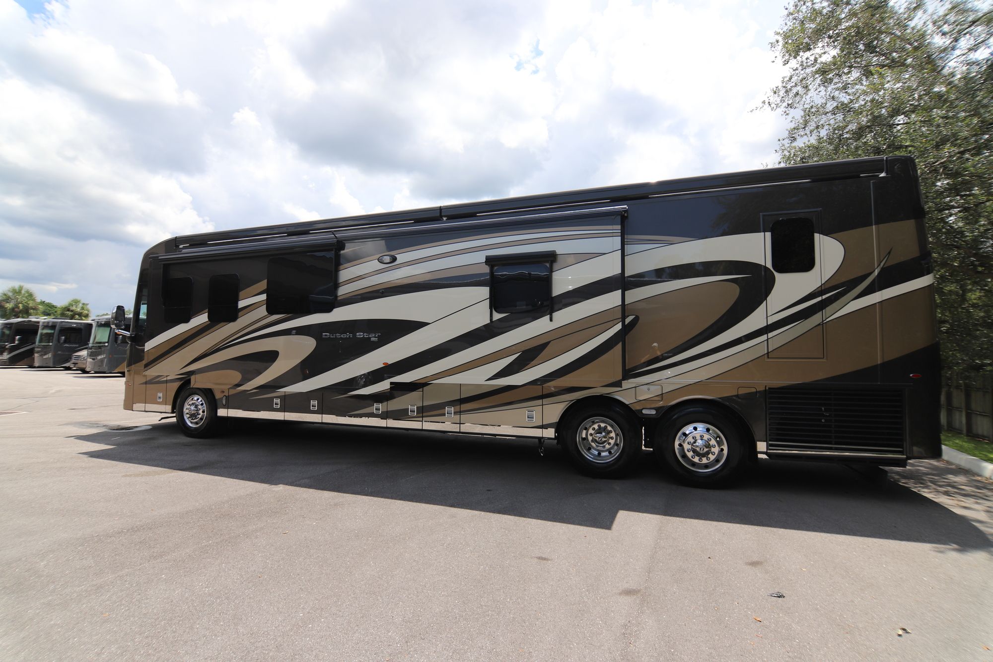 New 2019 Newmar Dutch Star 4369 Class A  For Sale