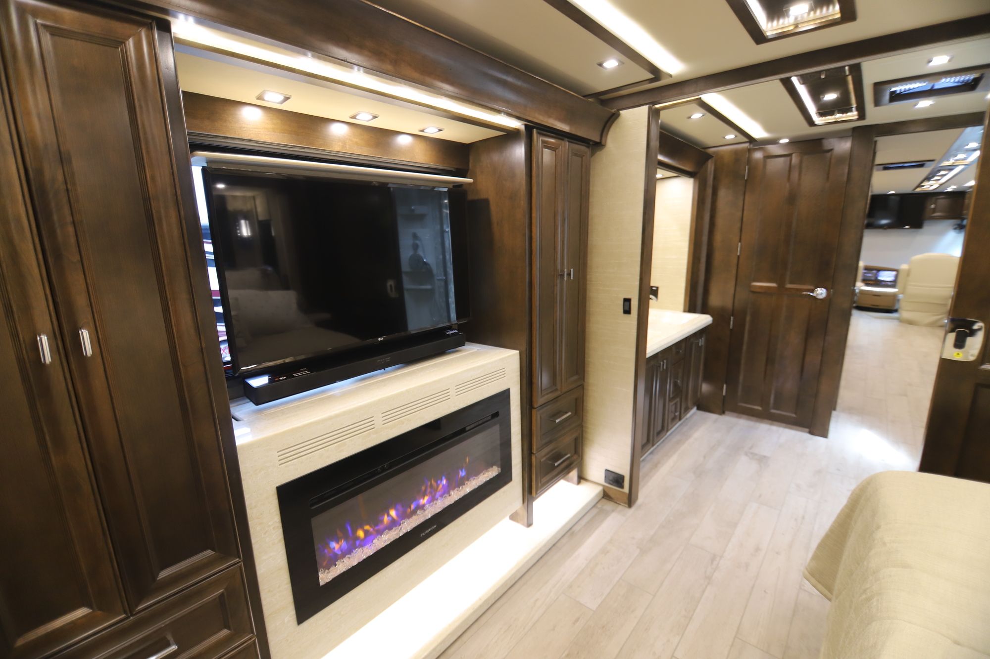 New 2019 Tiffin Motor Homes Allegro Bus 45MP Class A  For Sale