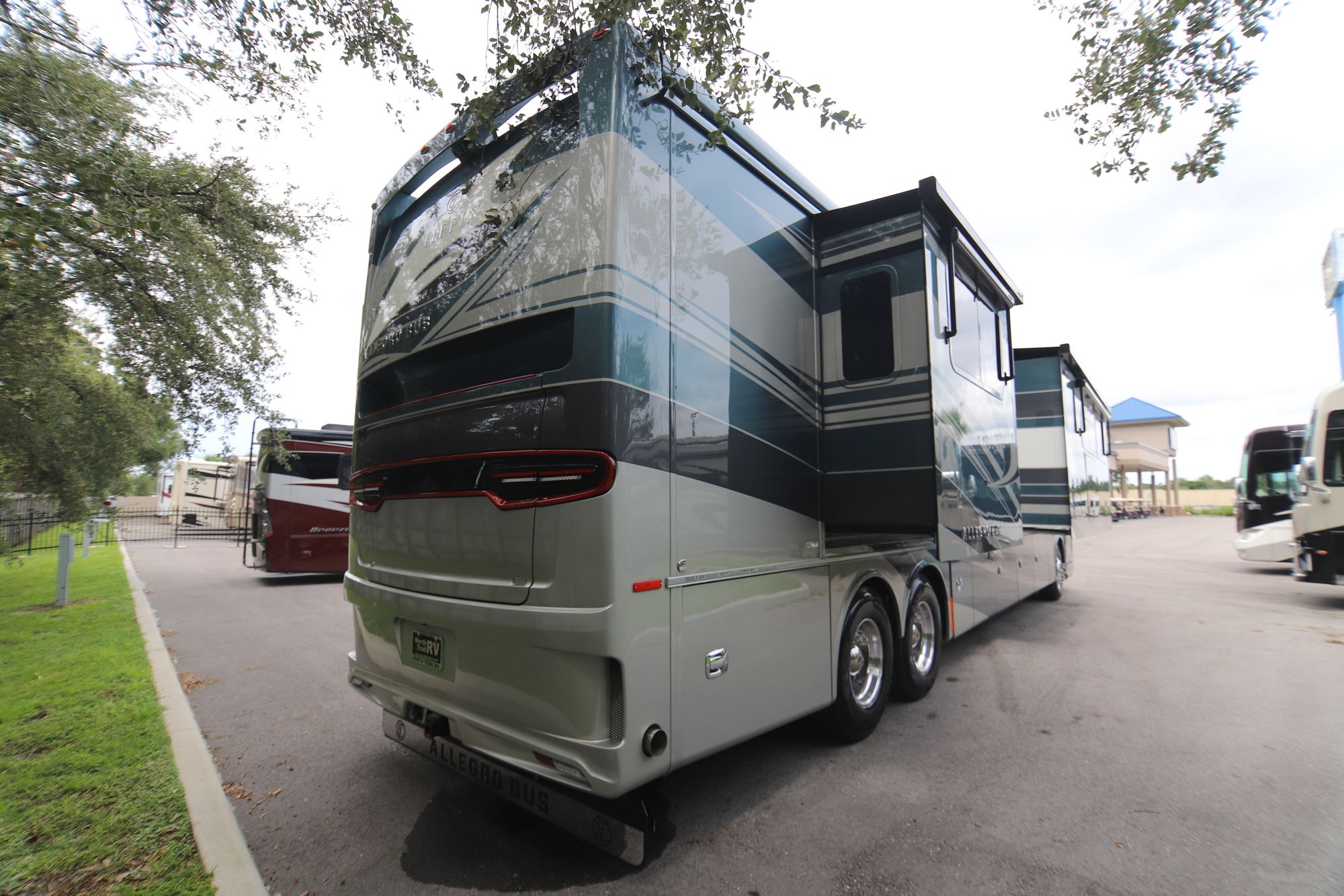 New 2019 Tiffin Motor Homes Allegro Bus 45MP Class A  For Sale