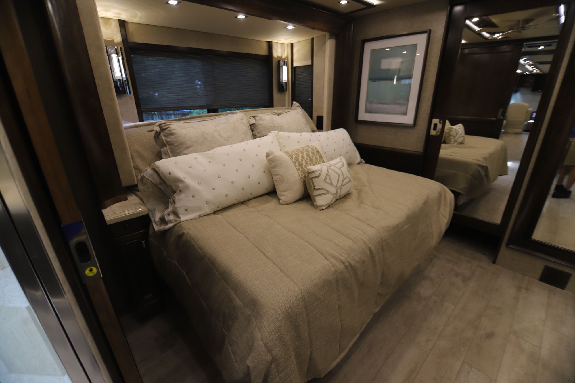 New 2019 Tiffin Motor Homes Allegro Bus 45MP Class A  For Sale