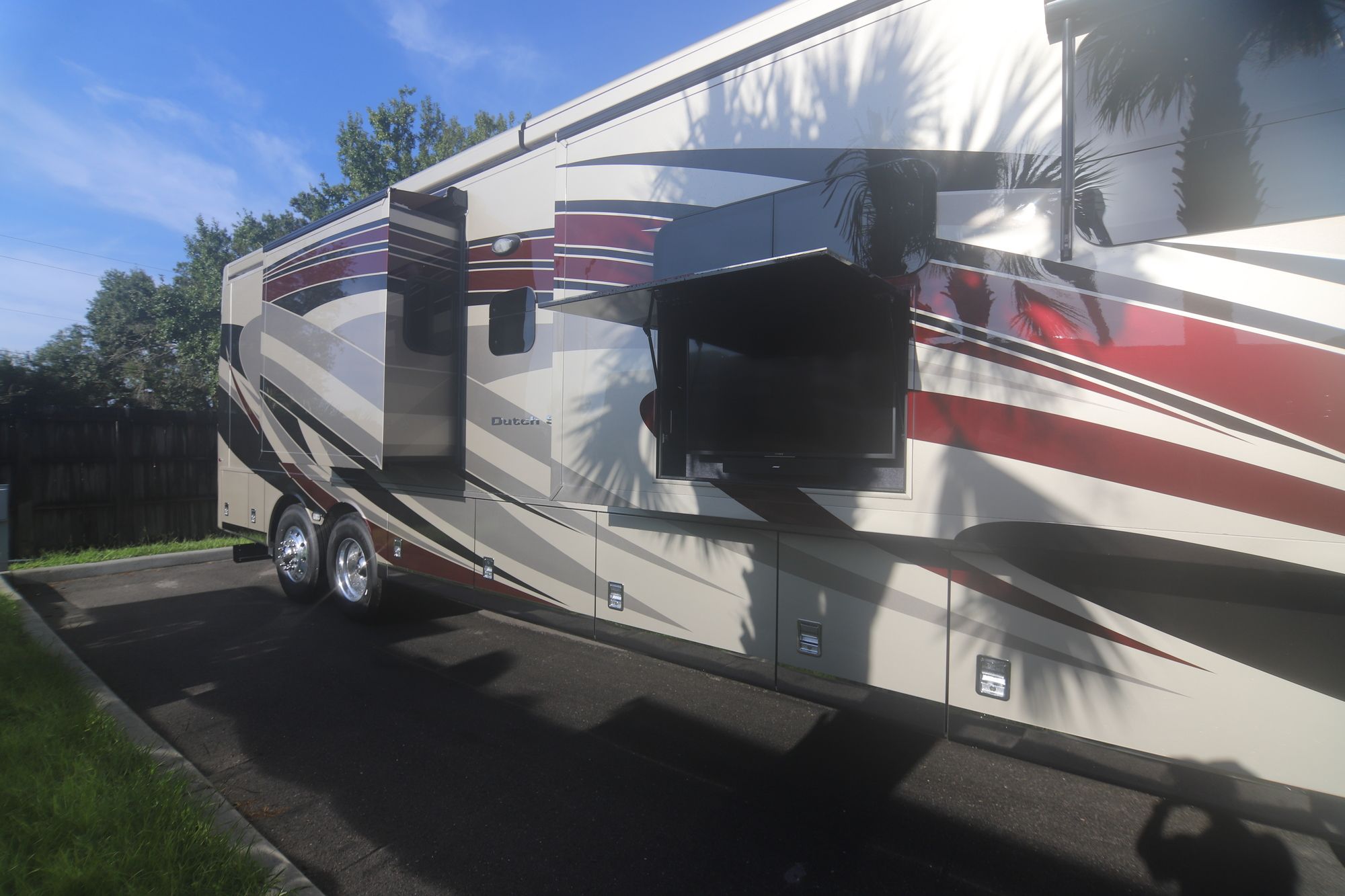 New 2019 Newmar Dutch Star 4369 Class A  For Sale