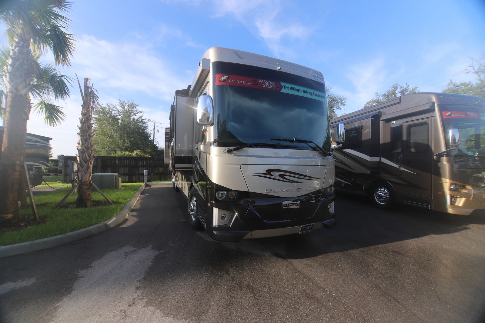 2019 Newmar Dutch Star 4369 11544