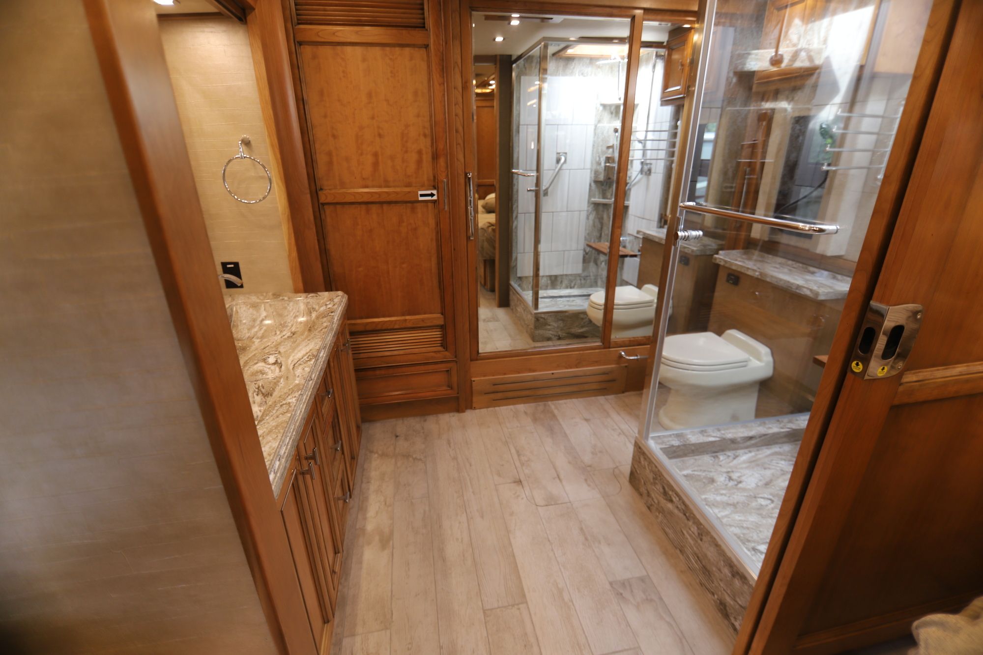 New 2019 Tiffin Motor Homes Allegro Bus 40IP Class A  For Sale
