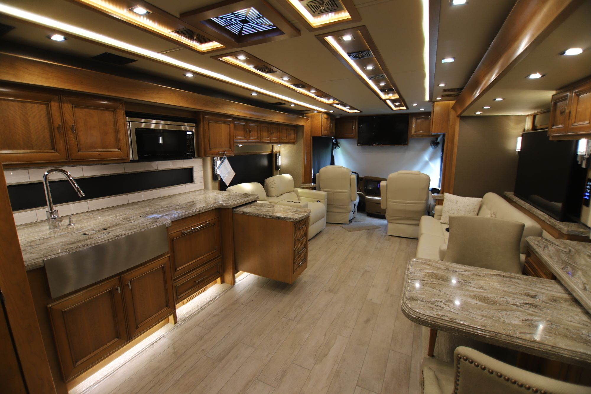 New 2019 Tiffin Motor Homes Allegro Bus 40IP Class A  For Sale