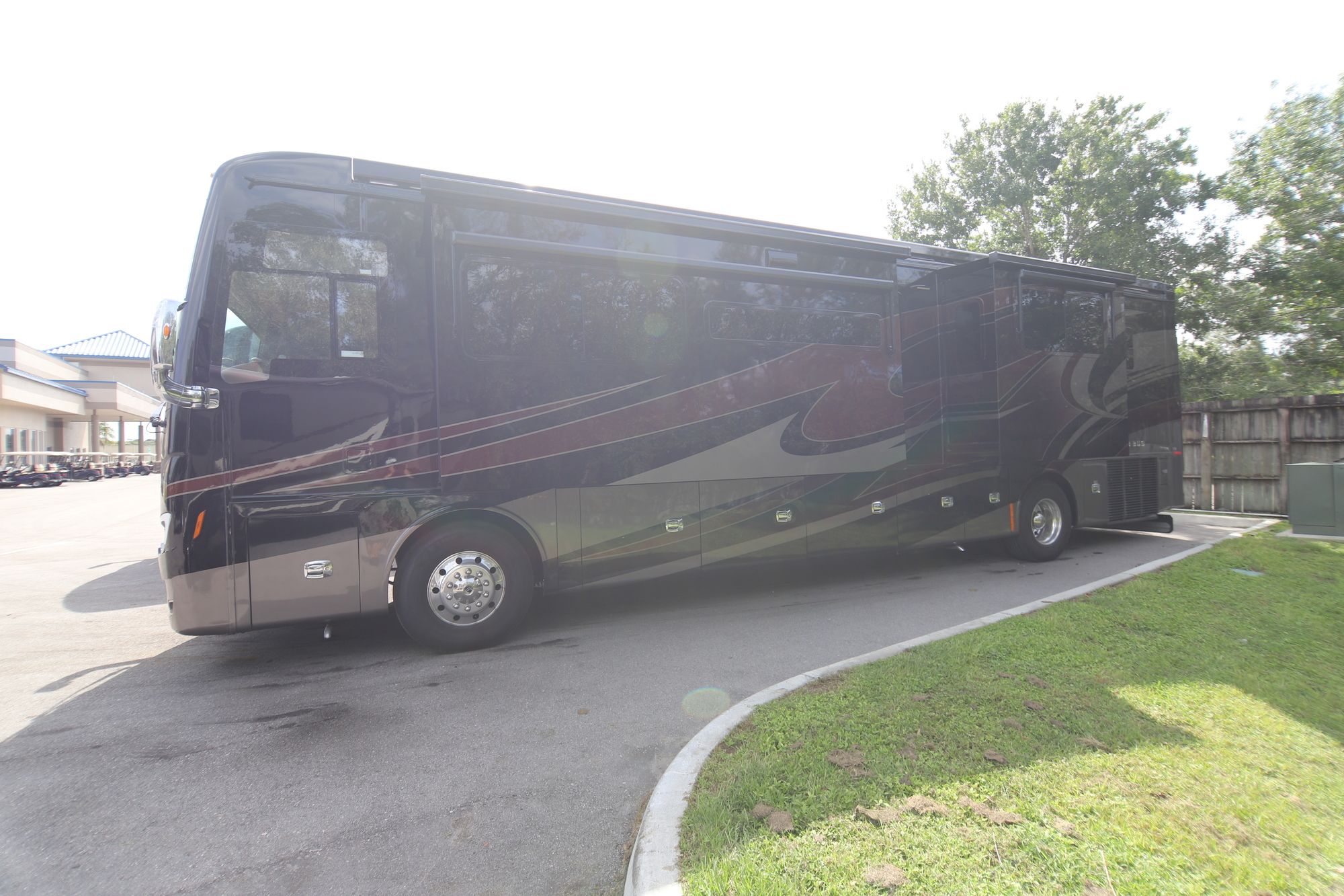 New 2019 Tiffin Motor Homes Allegro Bus 40IP Class A  For Sale
