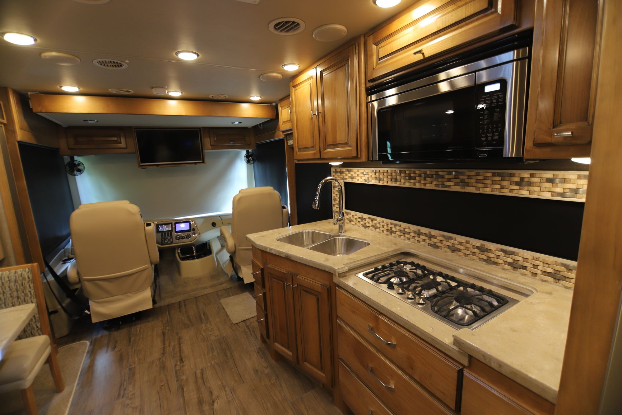 New 2019 Tiffin Motor Homes Allegro 32SA Class A  For Sale