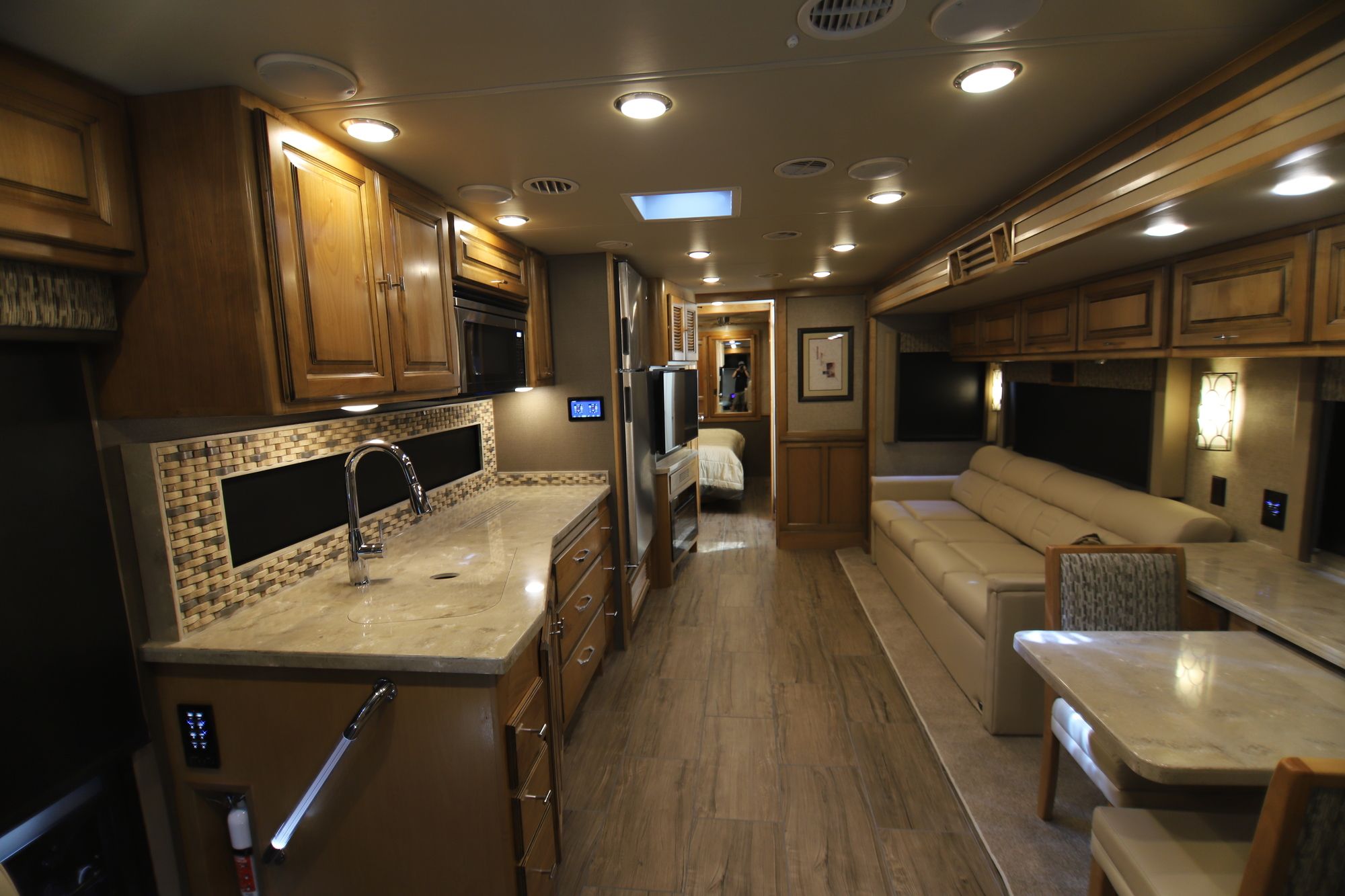 New 2019 Tiffin Motor Homes Allegro 32SA Class A  For Sale