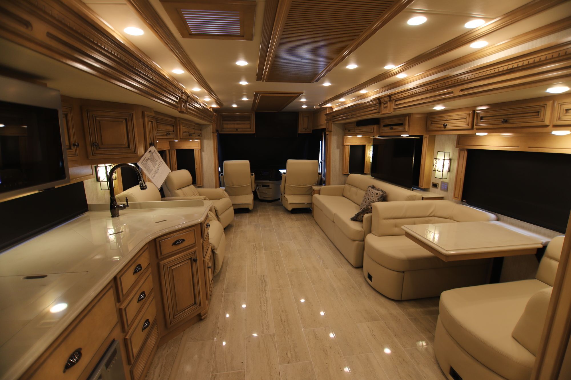 New 2019 Newmar Dutch Star 4002 Class A  For Sale