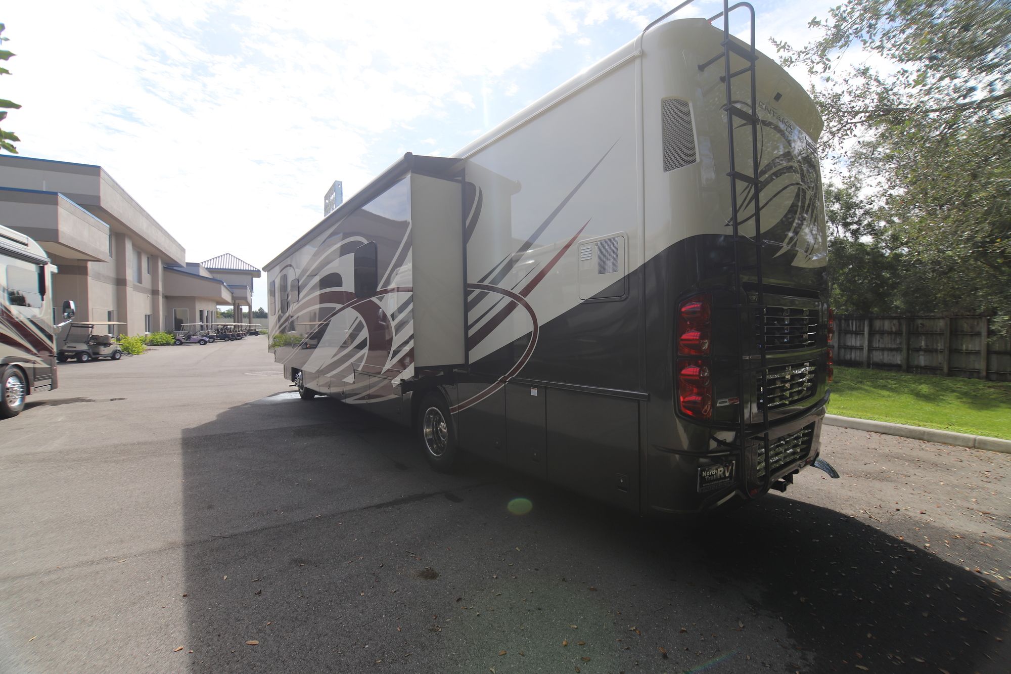 New 2019 Newmar Ventana Le 4002 Class A  For Sale