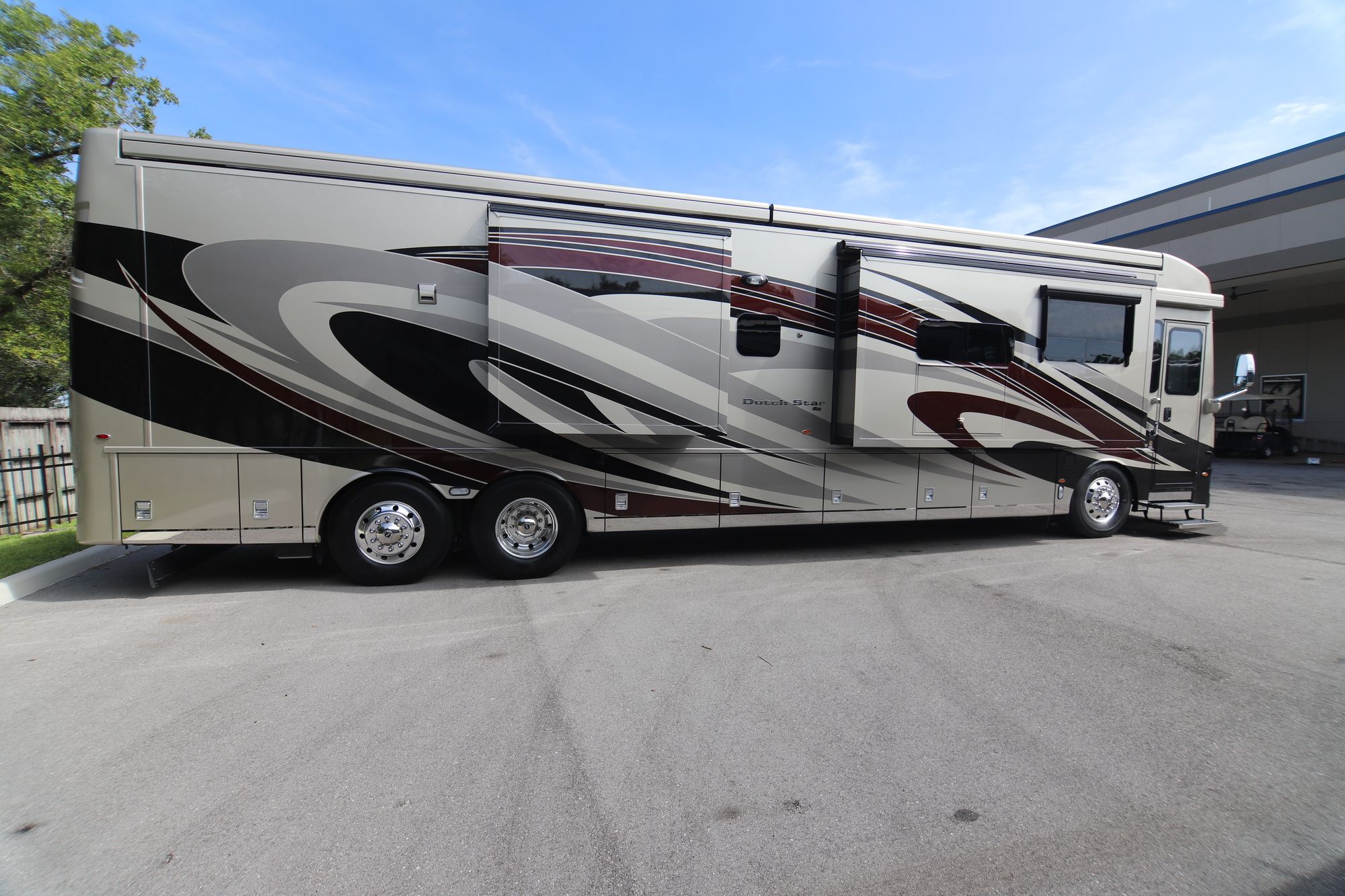 New 2019 Newmar Dutch Star 4369 Class A  For Sale