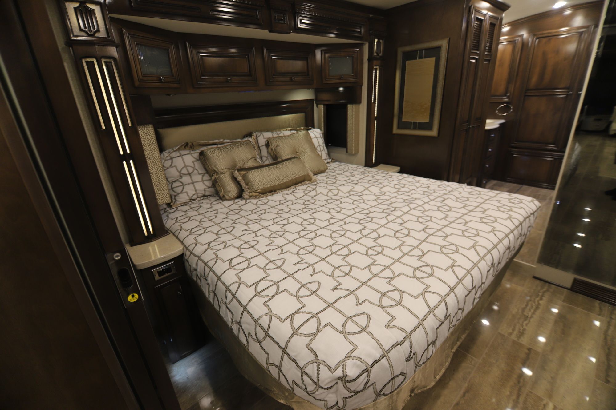 New 2019 Newmar Dutch Star 4363 Class A  For Sale