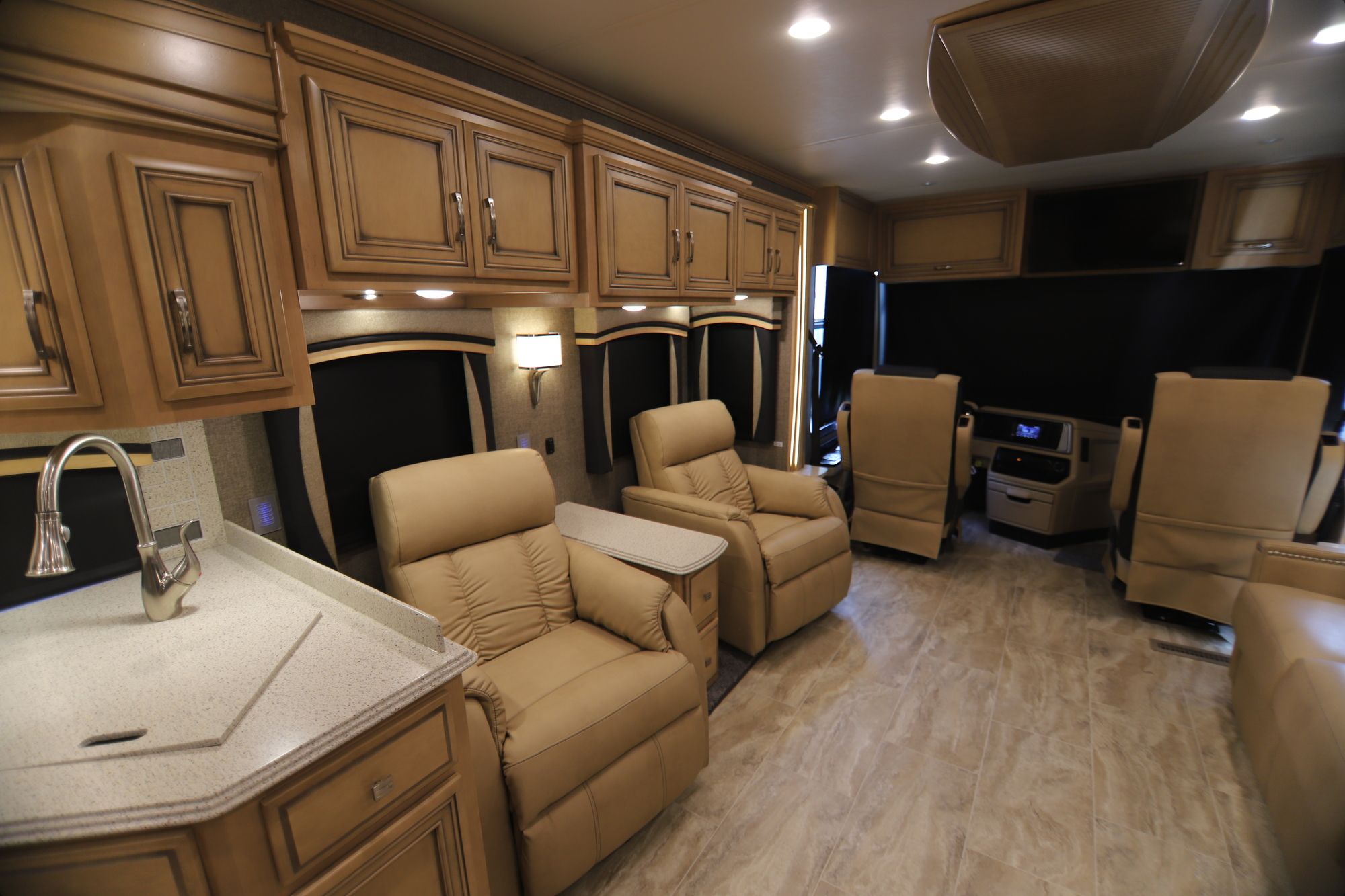 New 2019 Newmar Ventana Le 4002 Class A  For Sale