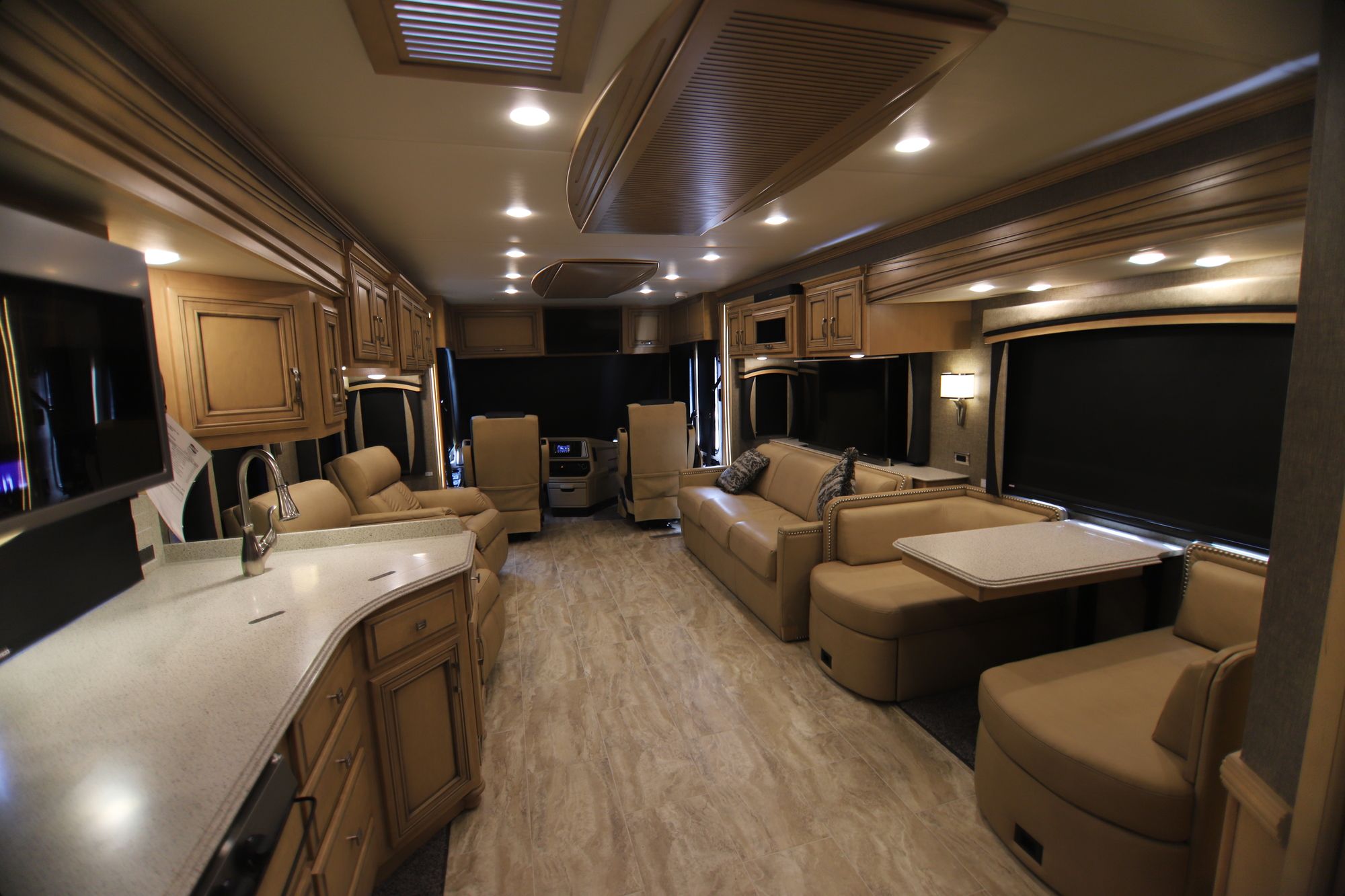 New 2019 Newmar Ventana Le 4002 Class A  For Sale