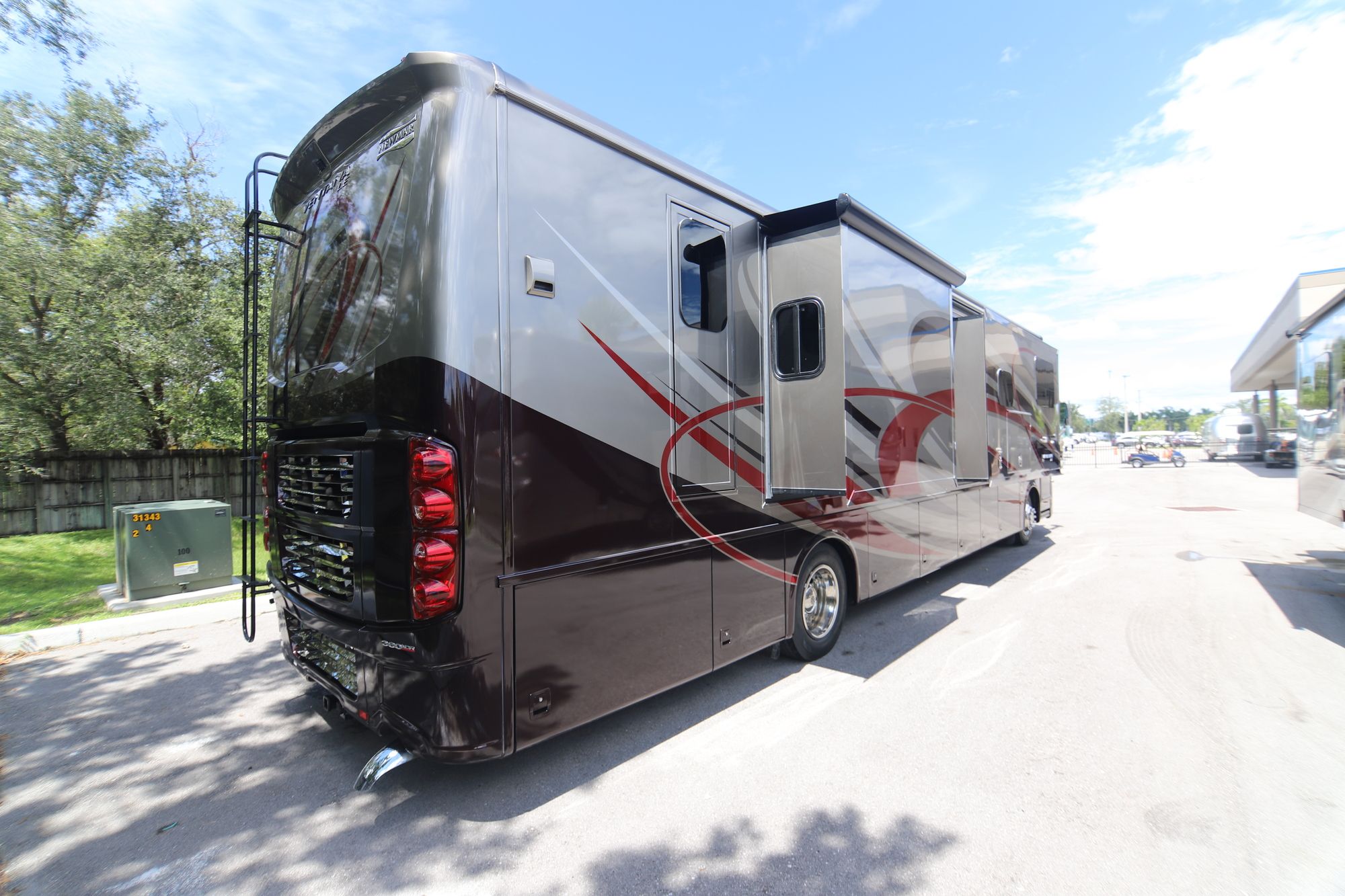 New 2019 Newmar Ventana Le 4037 Class A  For Sale