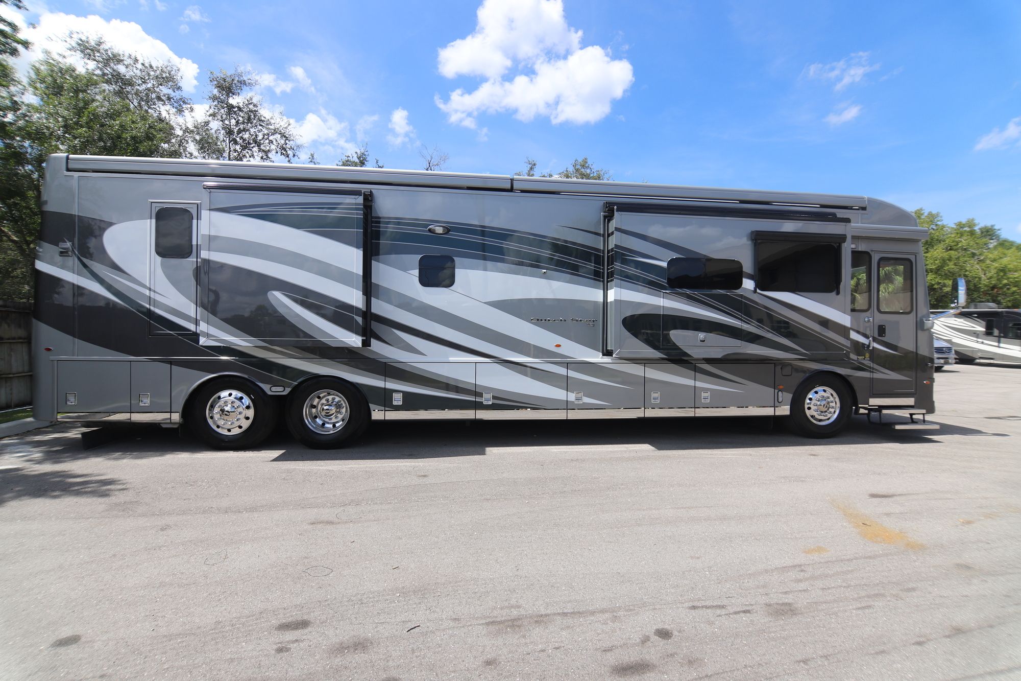 New 2019 Newmar Dutch Star 4310 Class A  For Sale