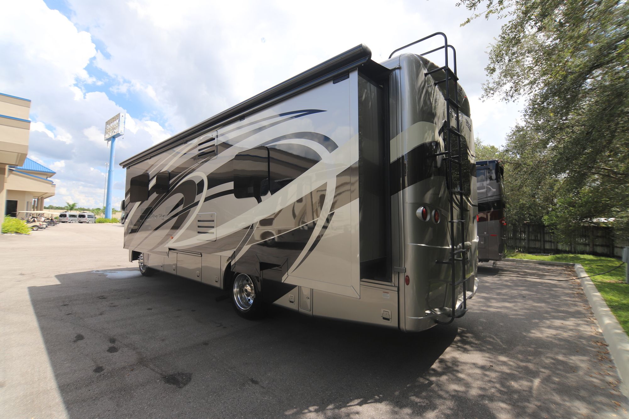 New 2019 Newmar Bay Star 3014 Class A  For Sale