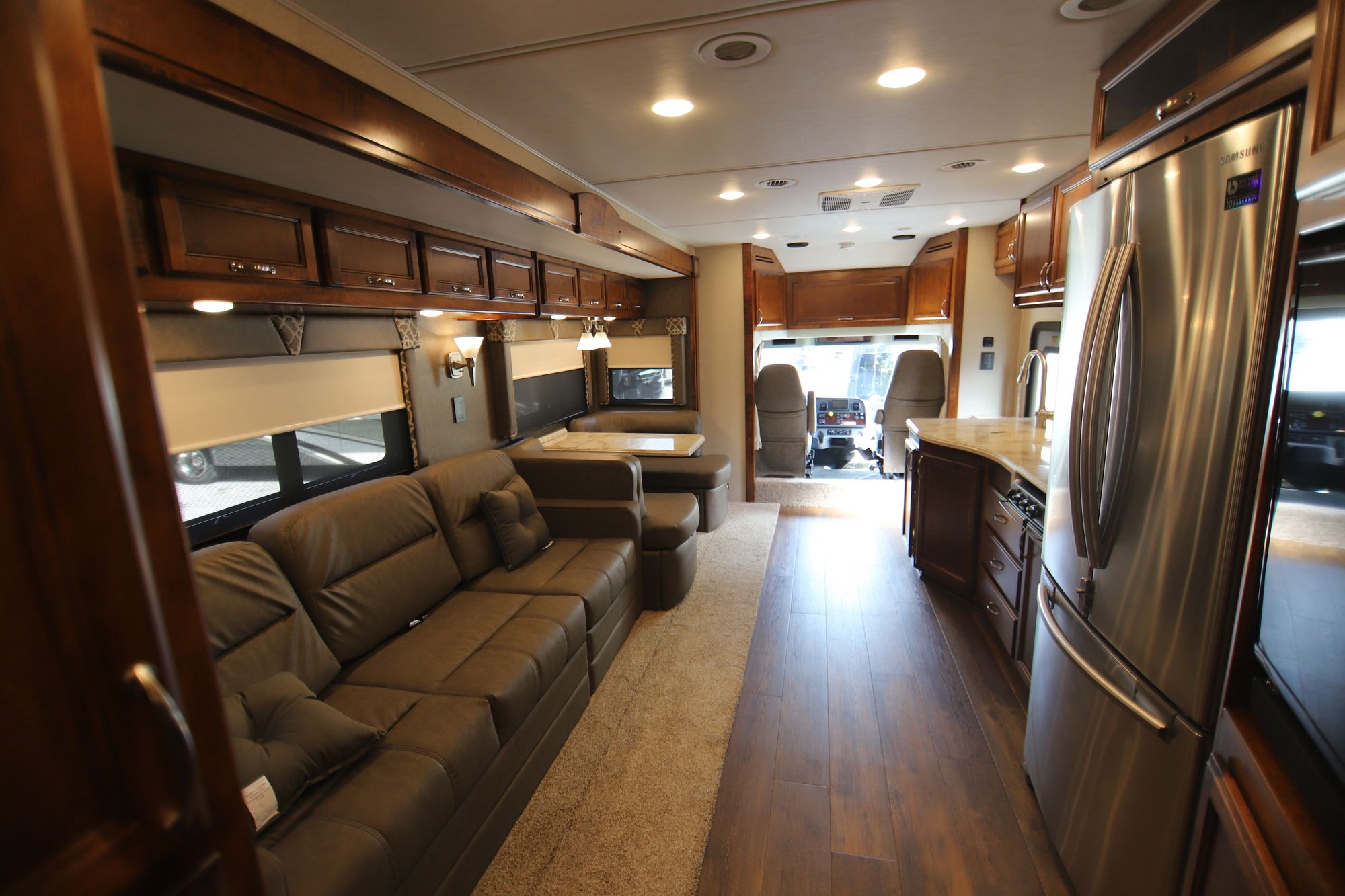 New 2019 Renegade Rv Verona 40VRB Super C  For Sale