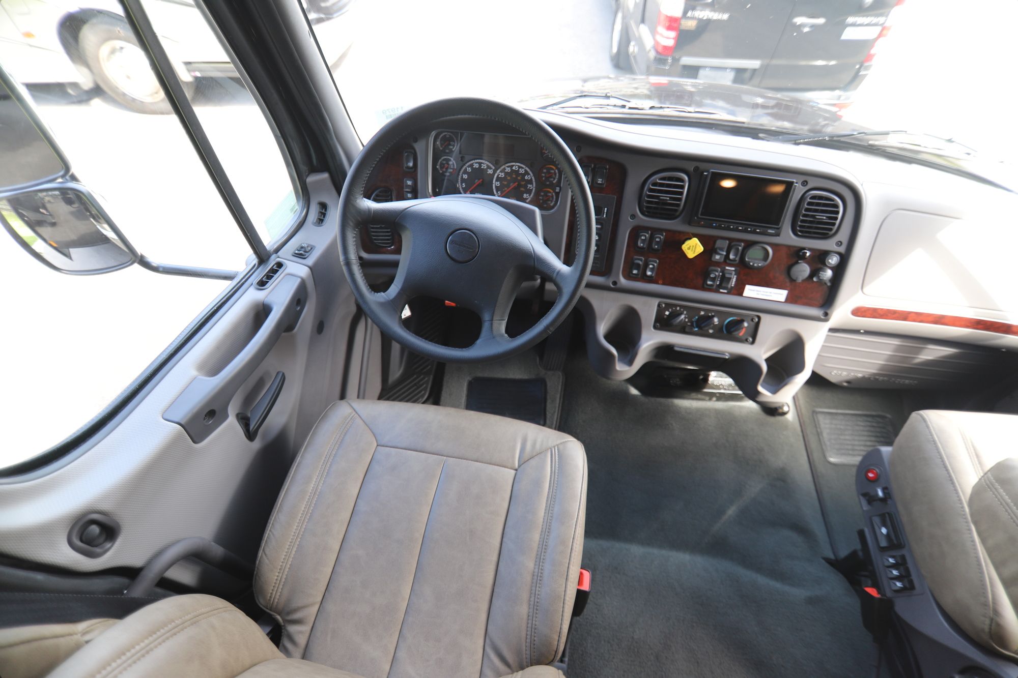 New 2019 Renegade Rv Verona 40VRB Super C  For Sale
