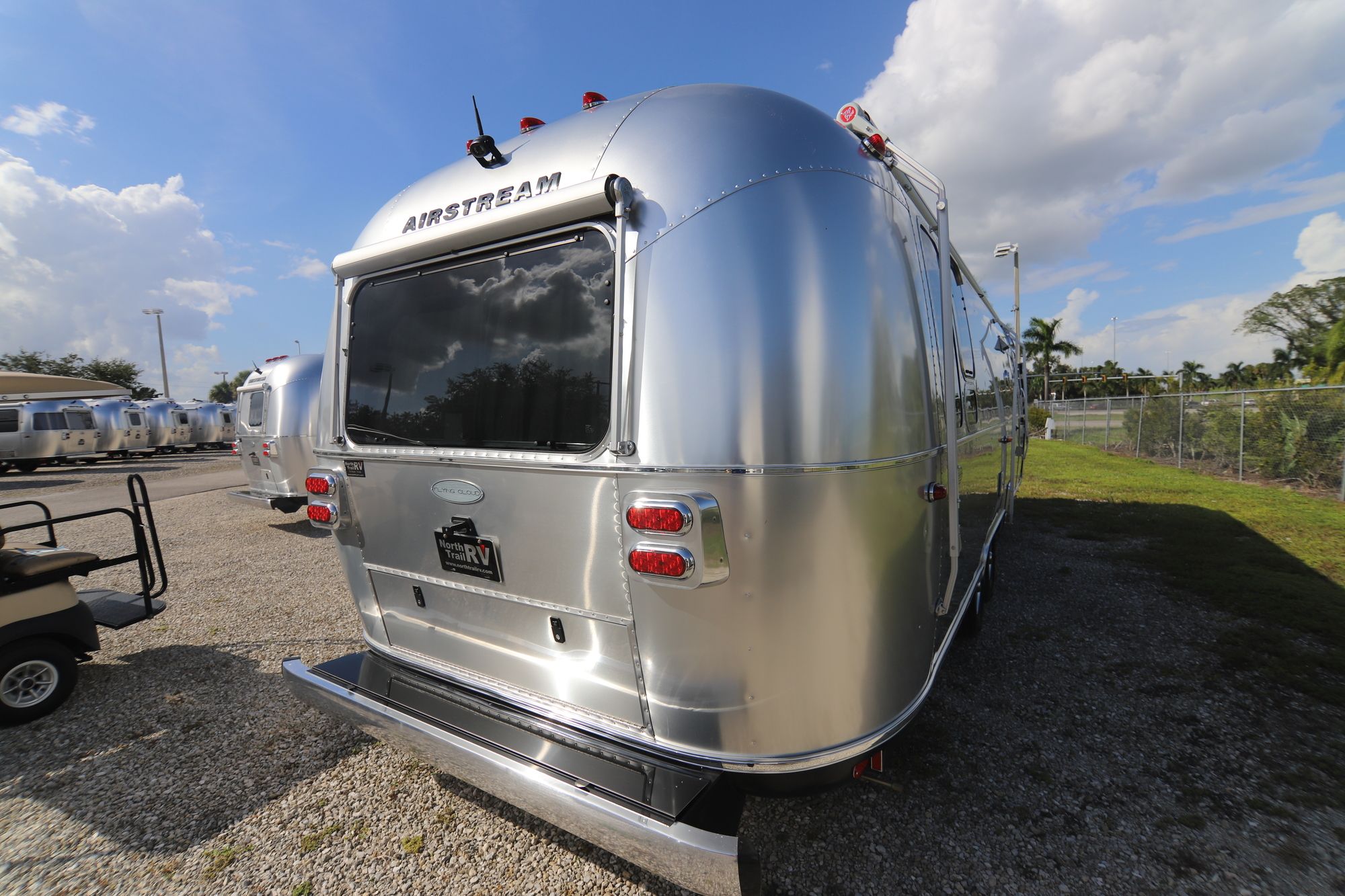 New 2019 Airstream Flying Cloud 30RB Travel Trailer  For Sale