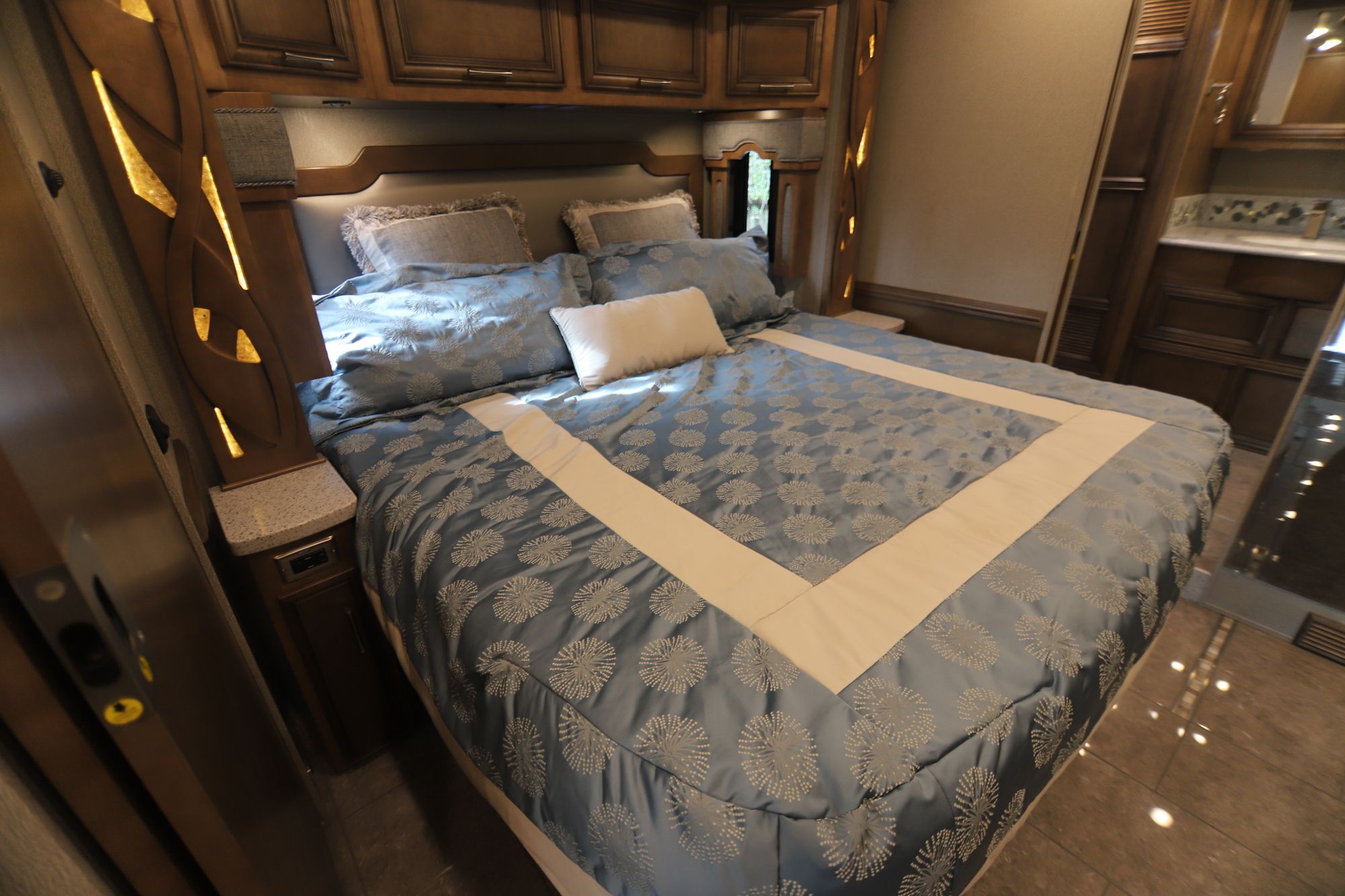 New 2019 Newmar Ventana BUNKS Class A  For Sale