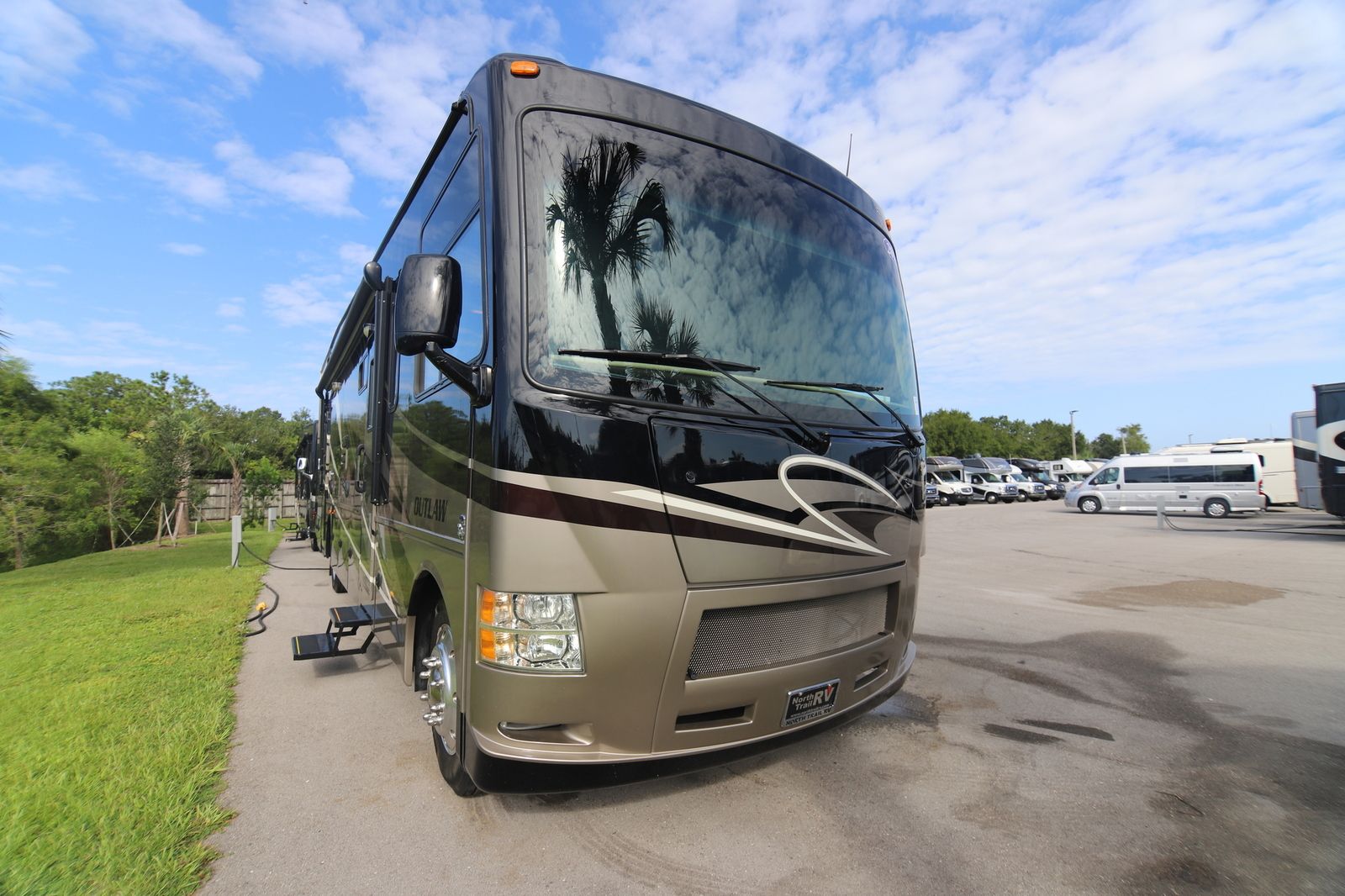 2014 Thor Outlaw 37LS 10987-1