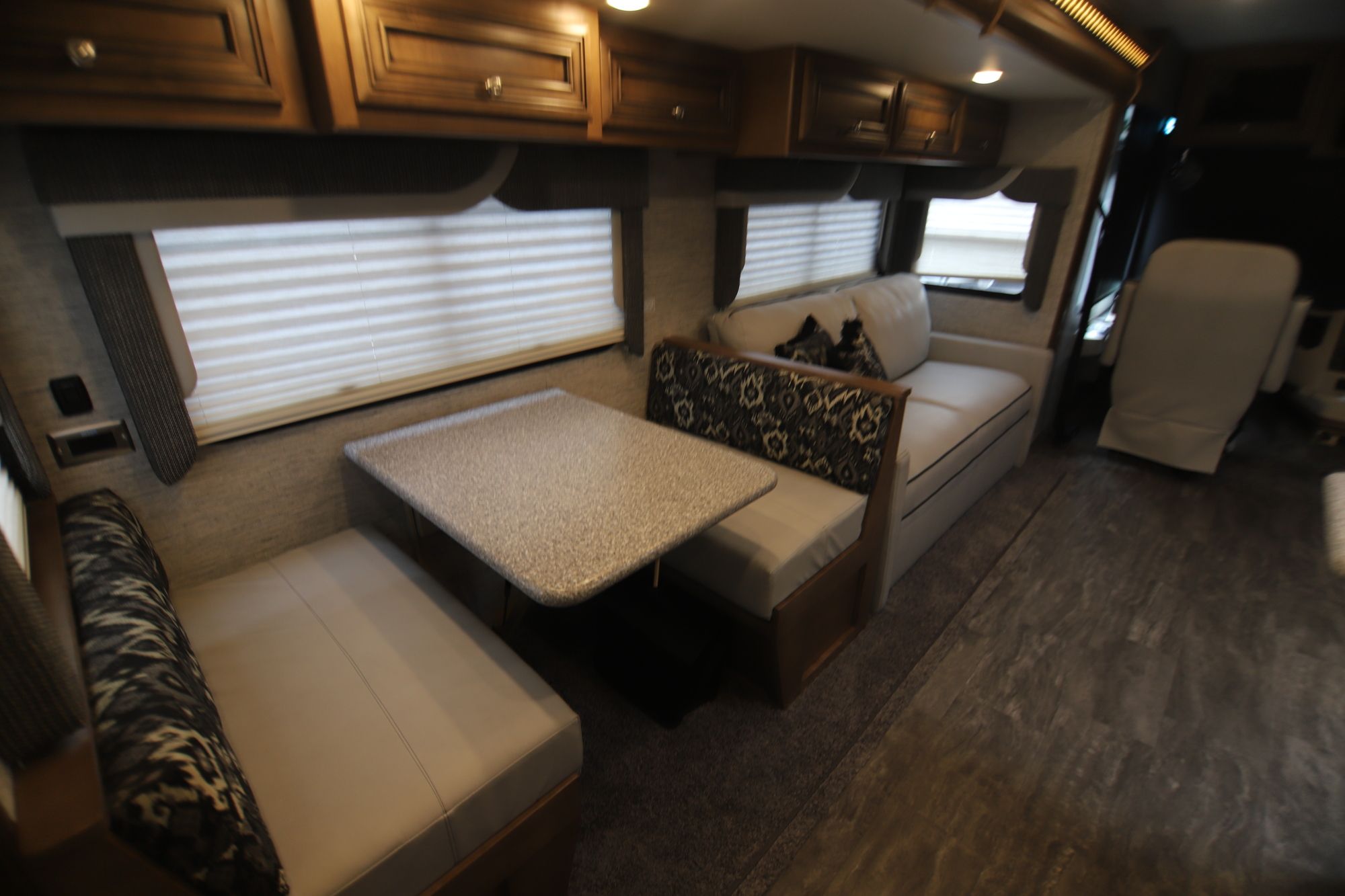 New 2019 Newmar Bay Star Sport 2702 Class A  For Sale