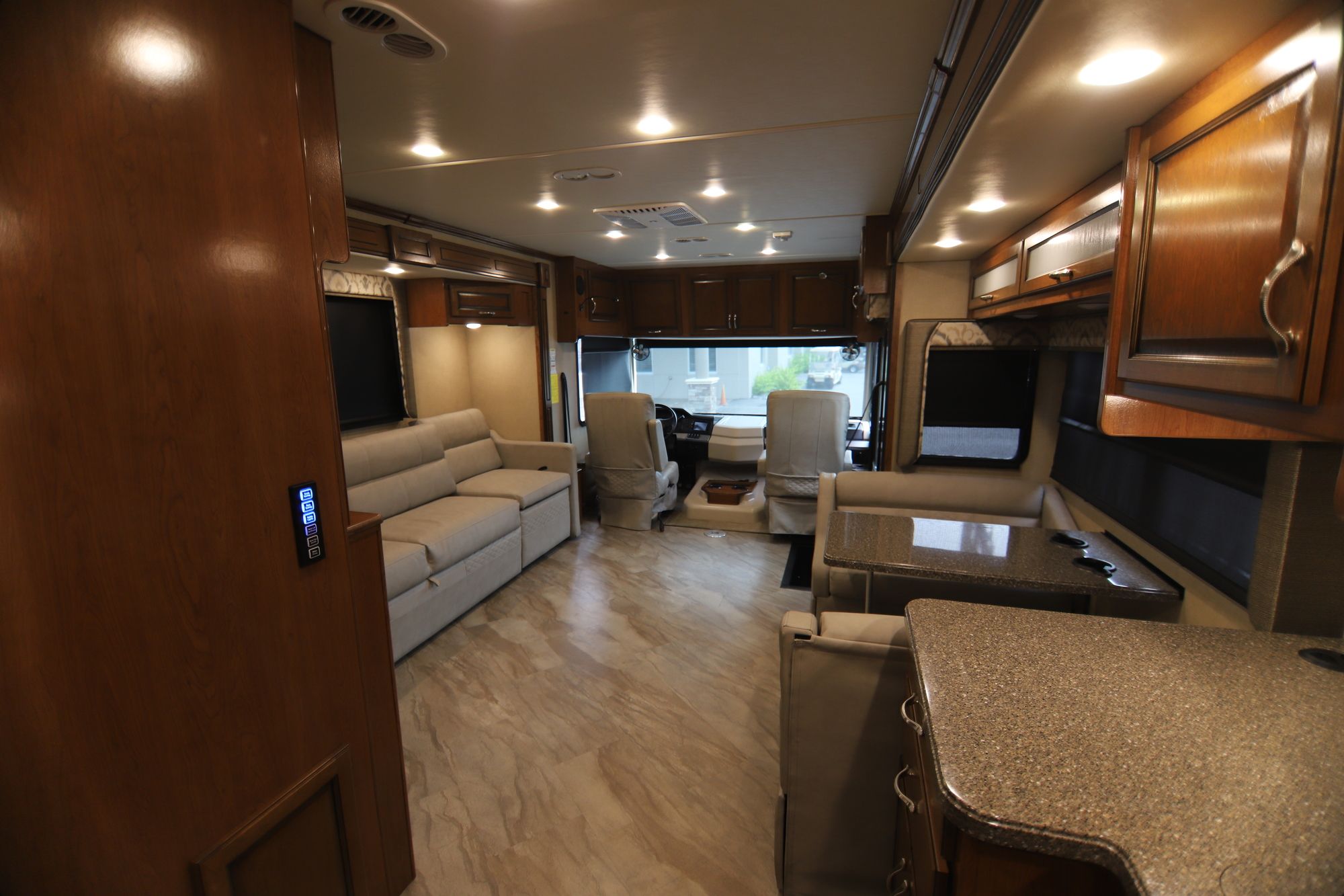 Used 2017 Fleetwood Bounder 35P Class A  For Sale