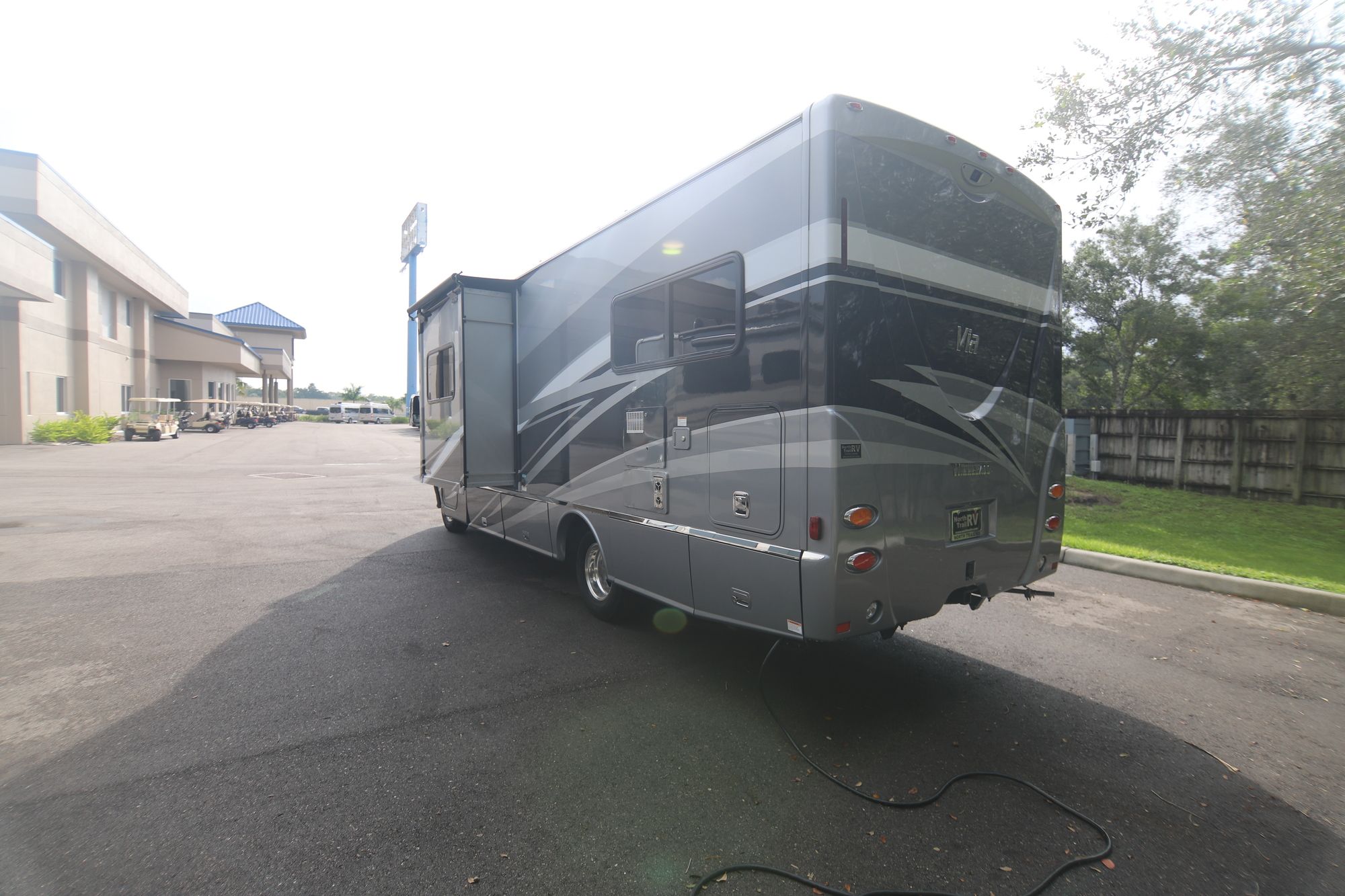 Used 2017 Winnebago Via 25T Class A  For Sale