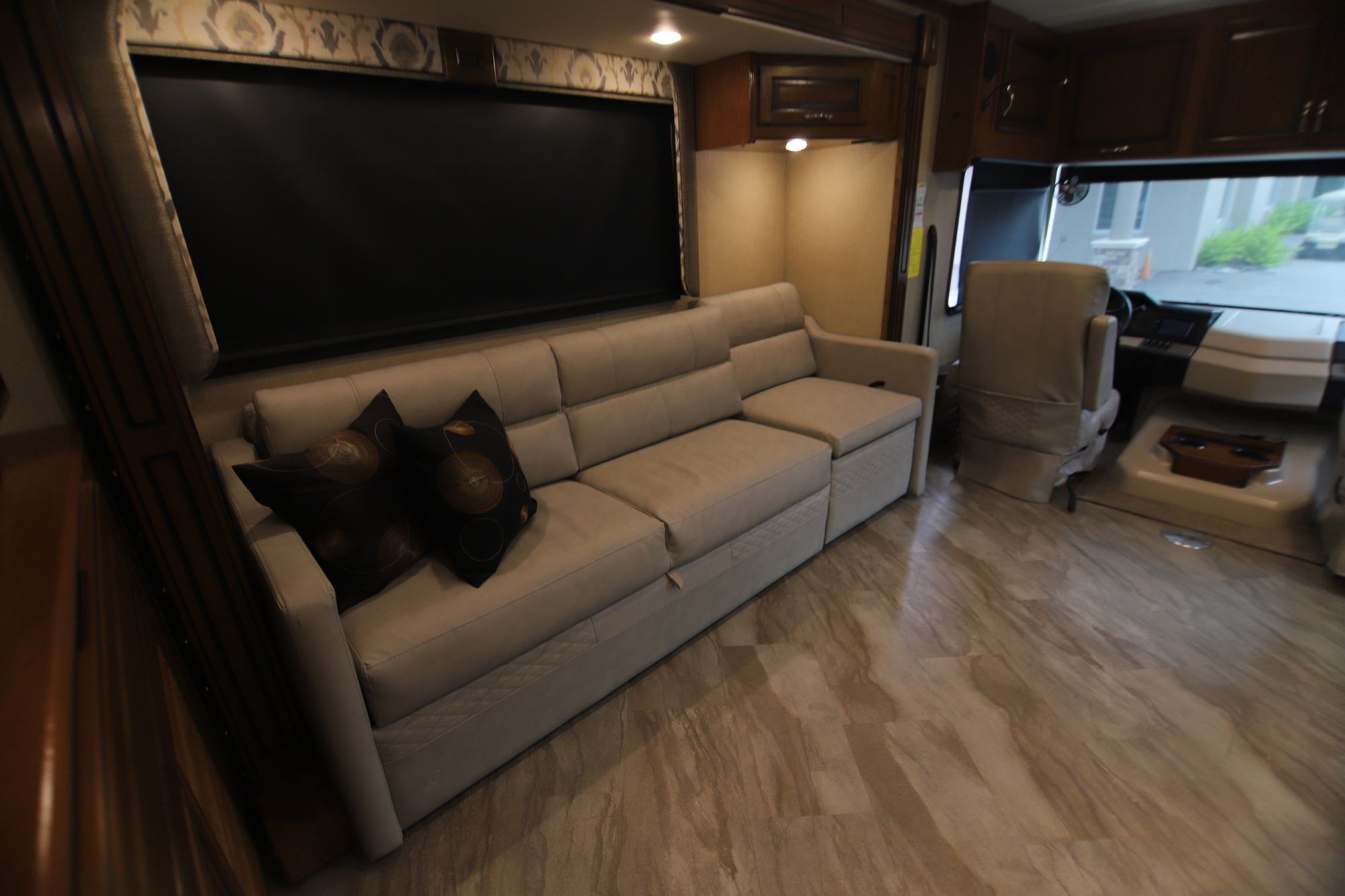 Used 2017 Fleetwood Bounder 35P Class A  For Sale