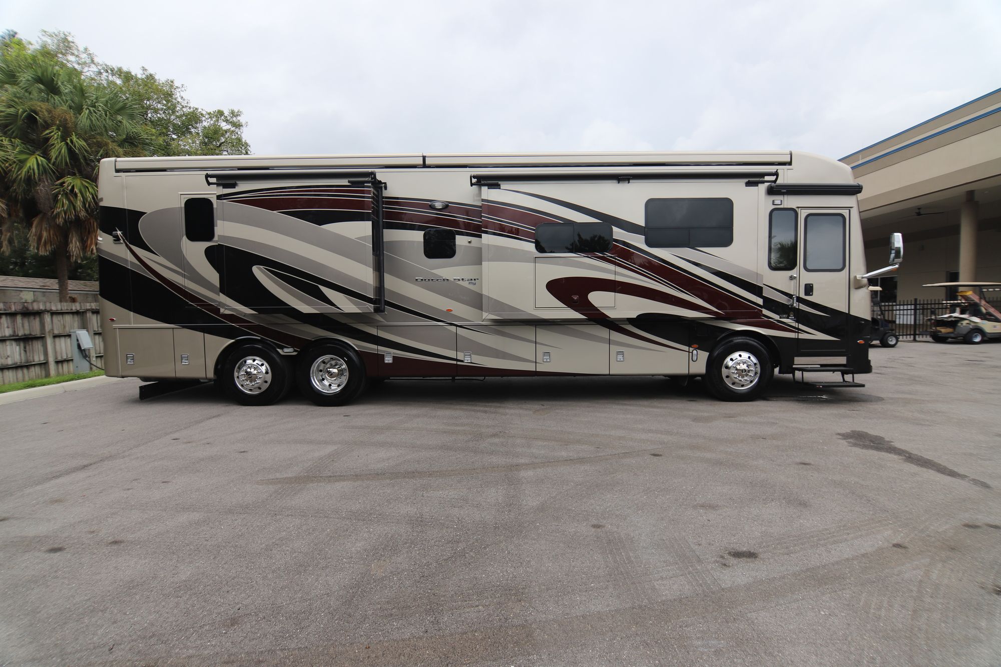 New 2019 Newmar Dutch Star 4018 Class A  For Sale