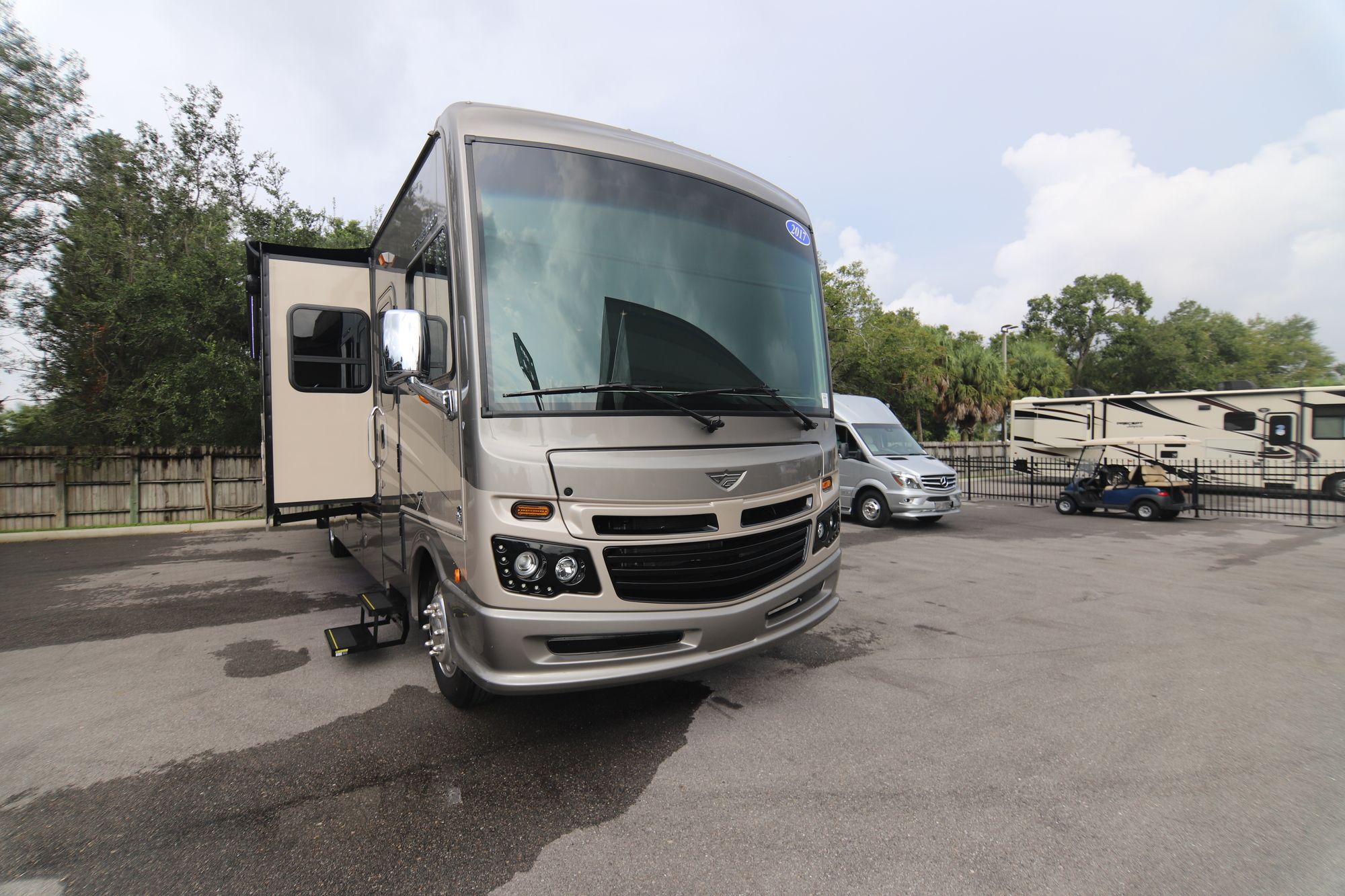 Used 2017 Fleetwood Bounder 35P Class A  For Sale