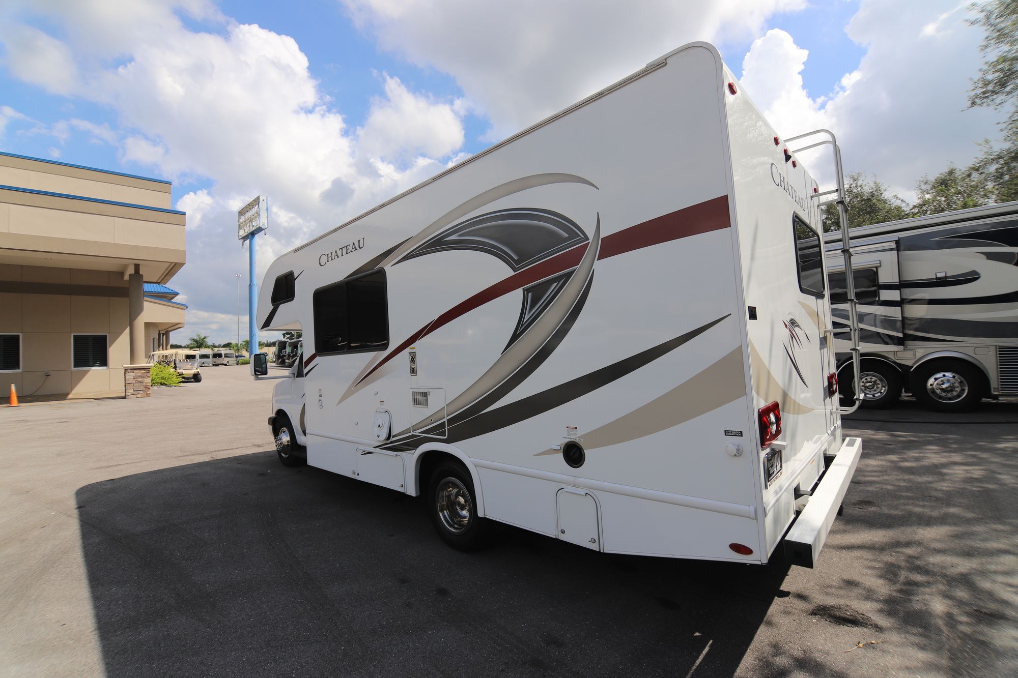 Used 2018 Thor Chateau 22E Class C  For Sale