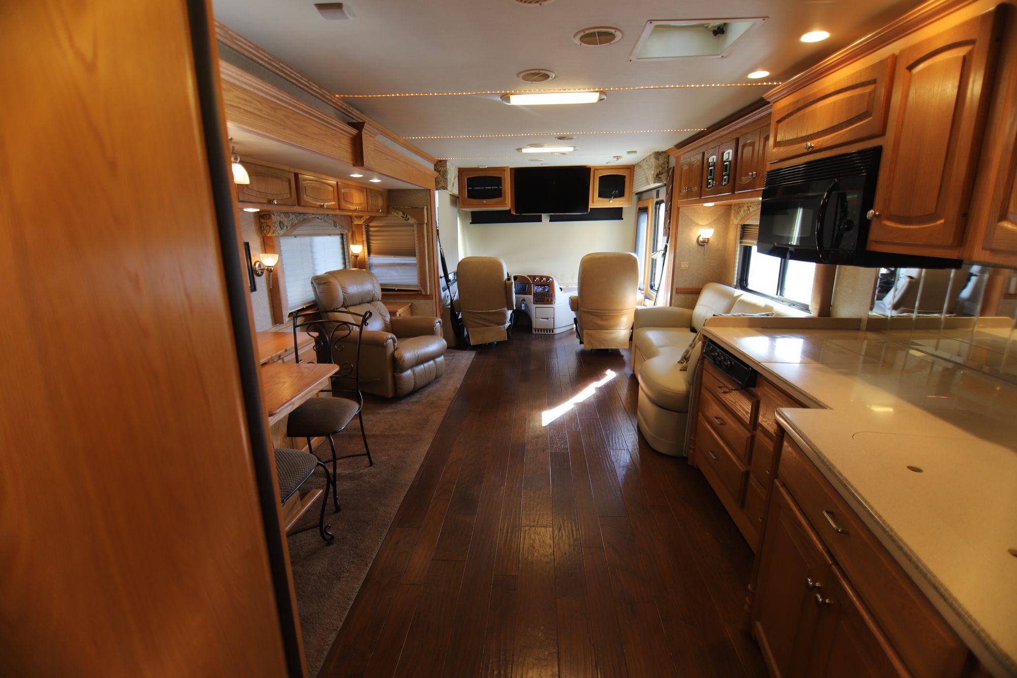 Used 2007 Newmar Dutch Star 4023 Class A  For Sale