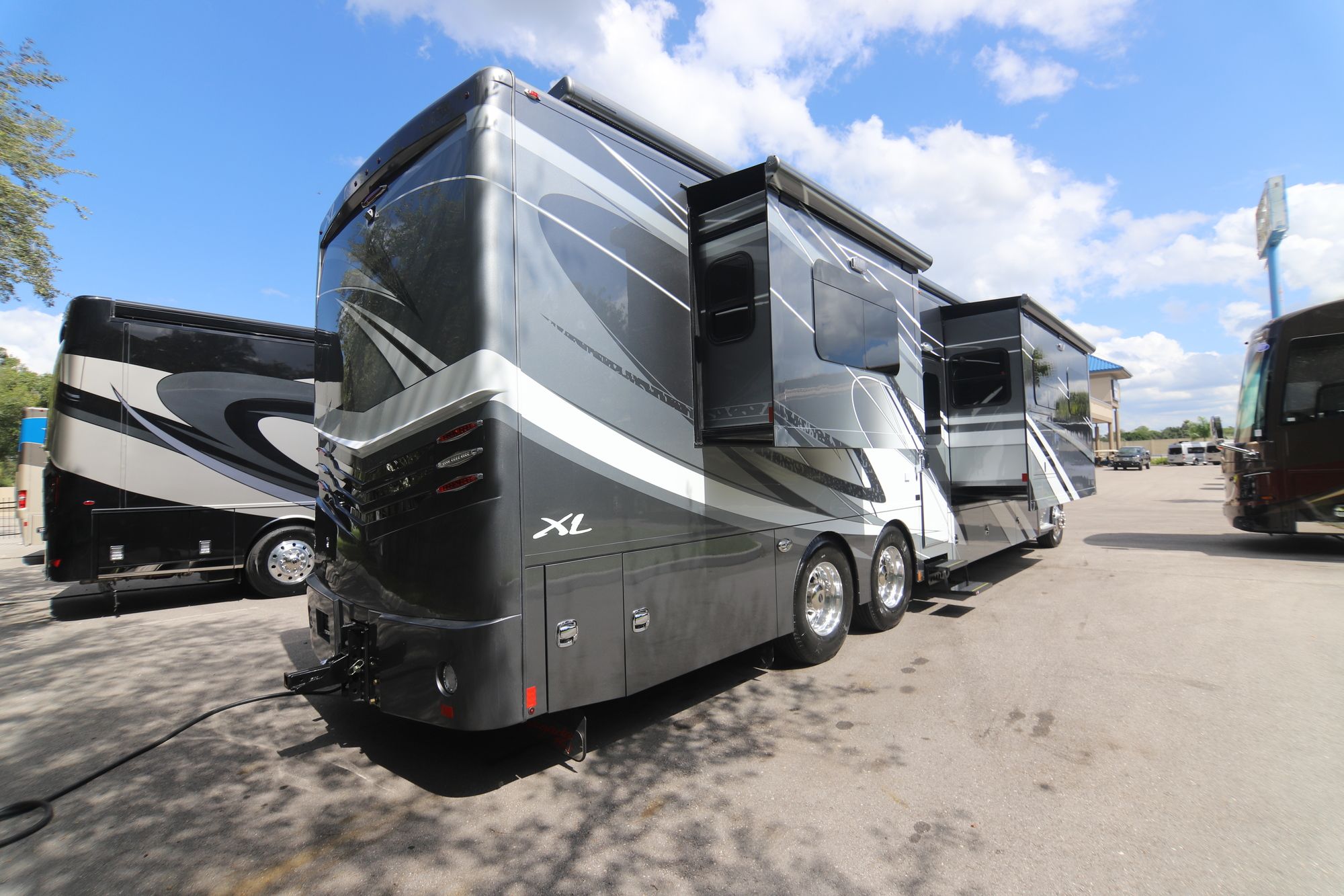 New 2019 Renegade Rv Xl X43DB Super C  For Sale