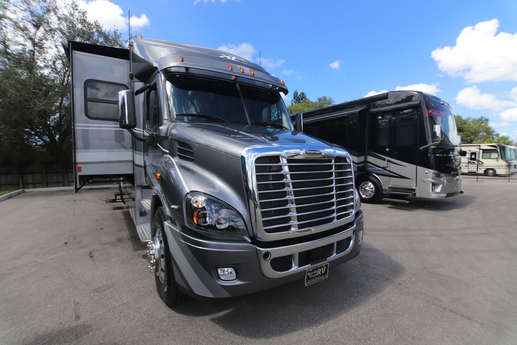 New 2019 Renegade Rv Xl X43DB Super C  For Sale