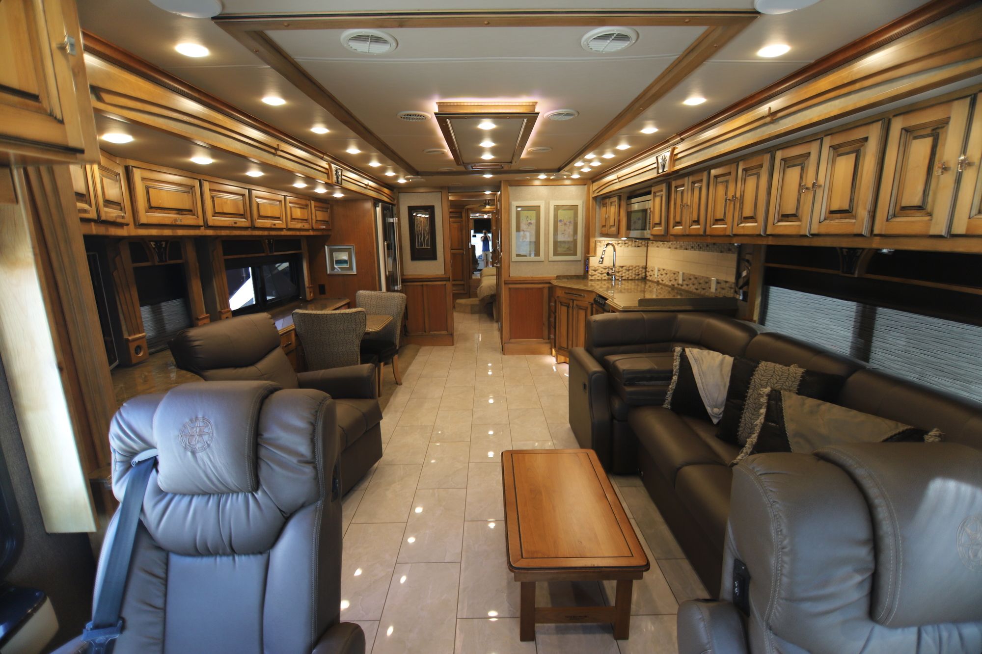 Used 2017 Tiffin Motor Homes Phaeton 36GH Class A  For Sale