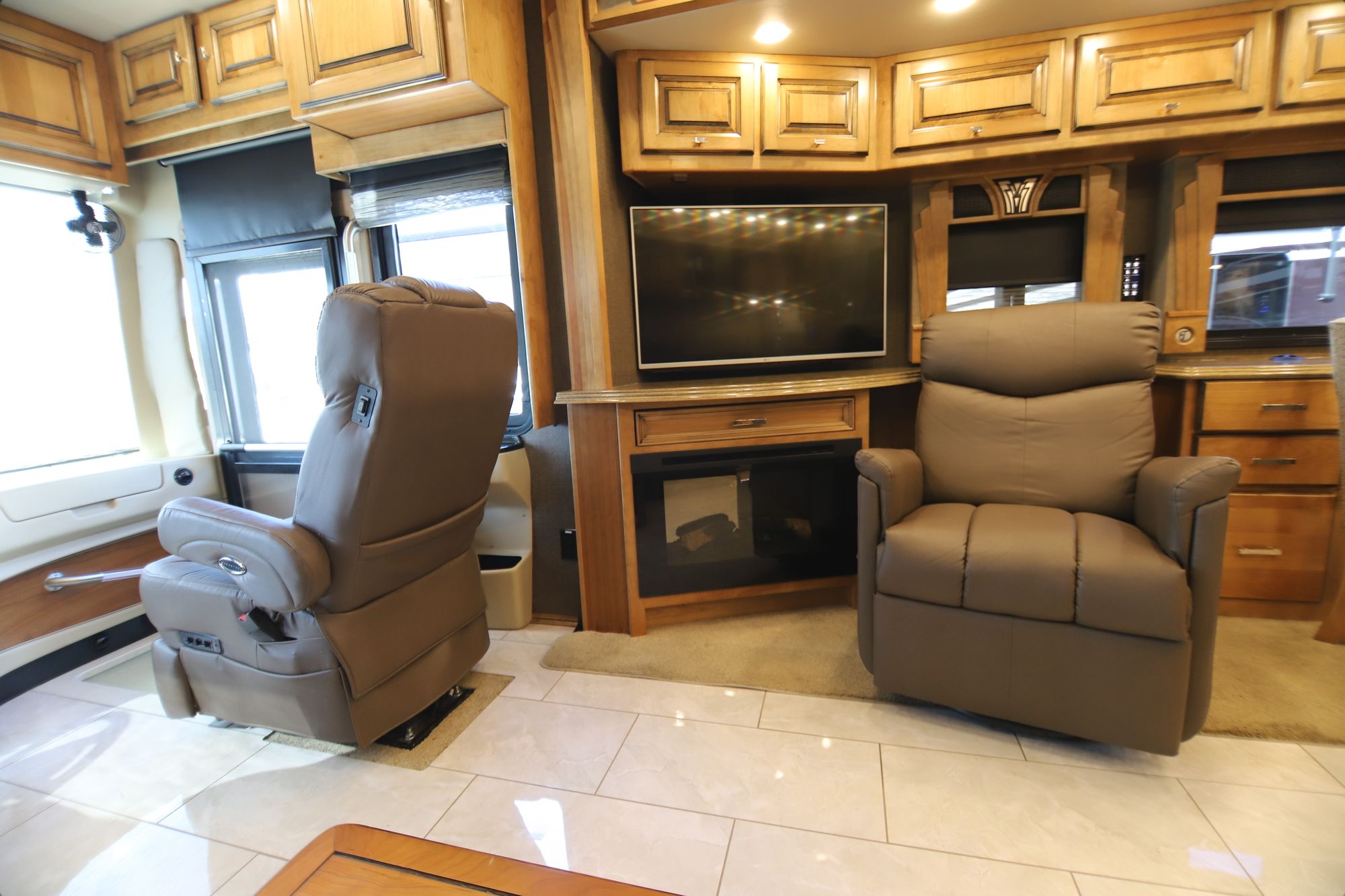 Used 2017 Tiffin Motor Homes Phaeton 36GH Class A  For Sale