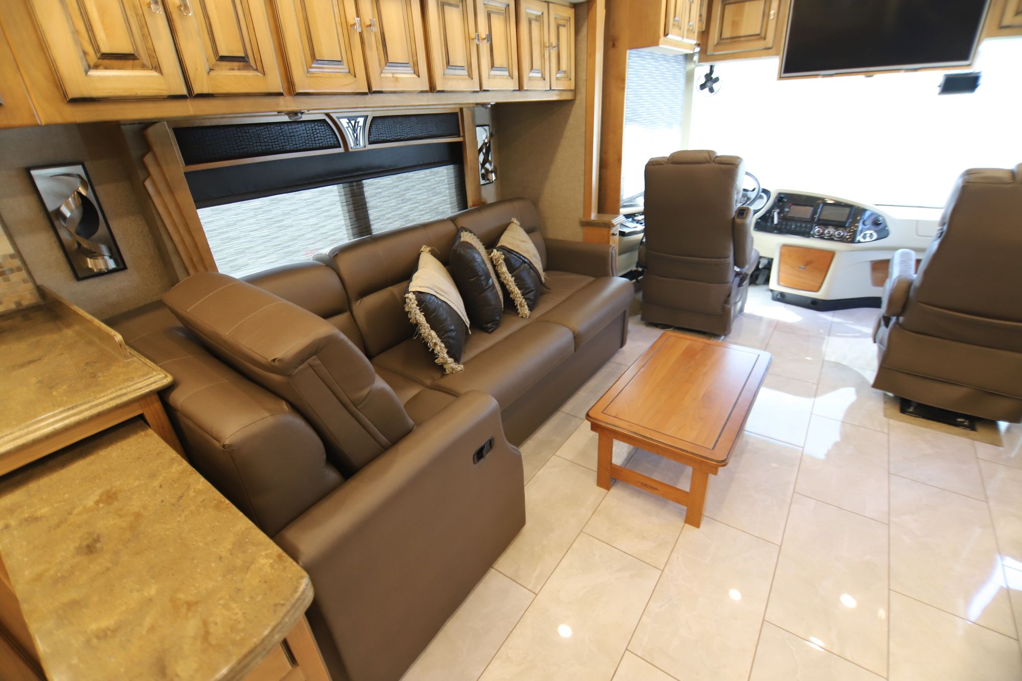 Used 2017 Tiffin Motor Homes Phaeton 36GH Class A  For Sale