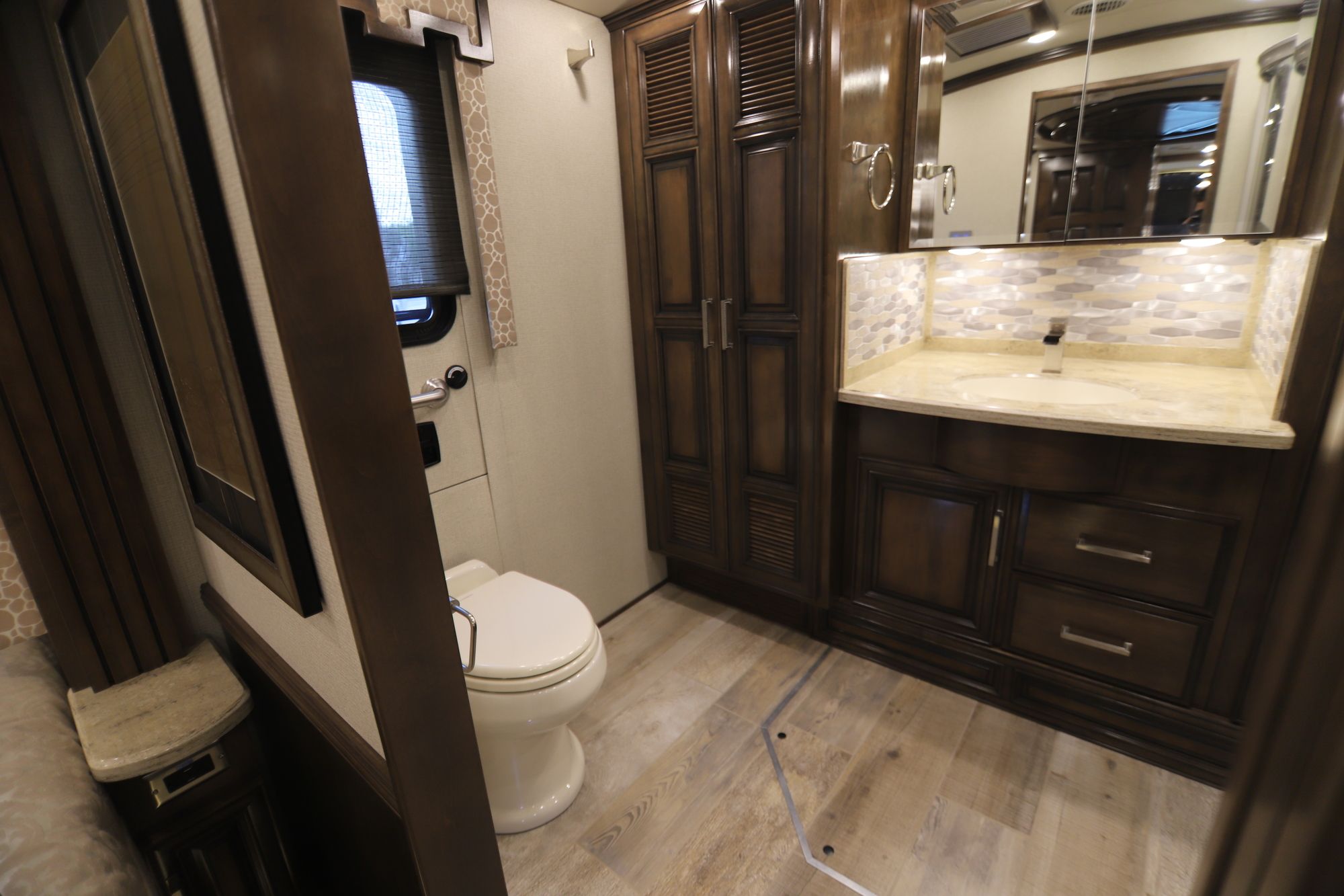 New 2019 Newmar London Aire 4535 Class A  For Sale