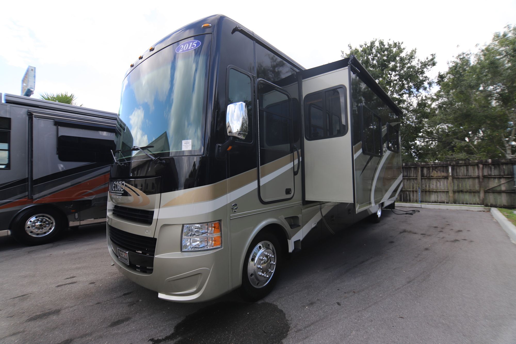 Used 2015 Tiffin Motor Homes Allegro 34TGA Class A  For Sale