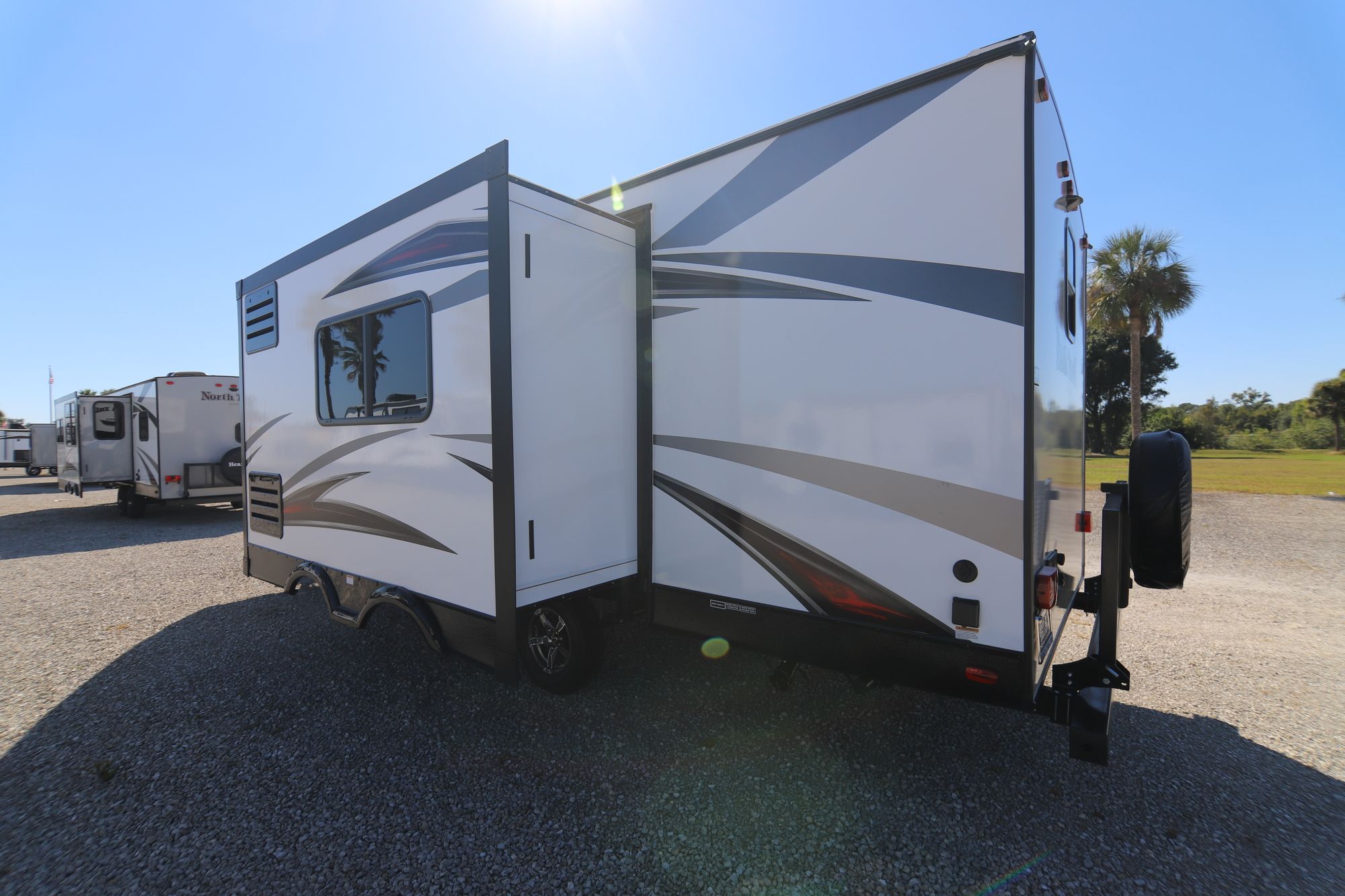 New 2019 Heartland Rv North Trail 22CRB Travel Trailer  For Sale