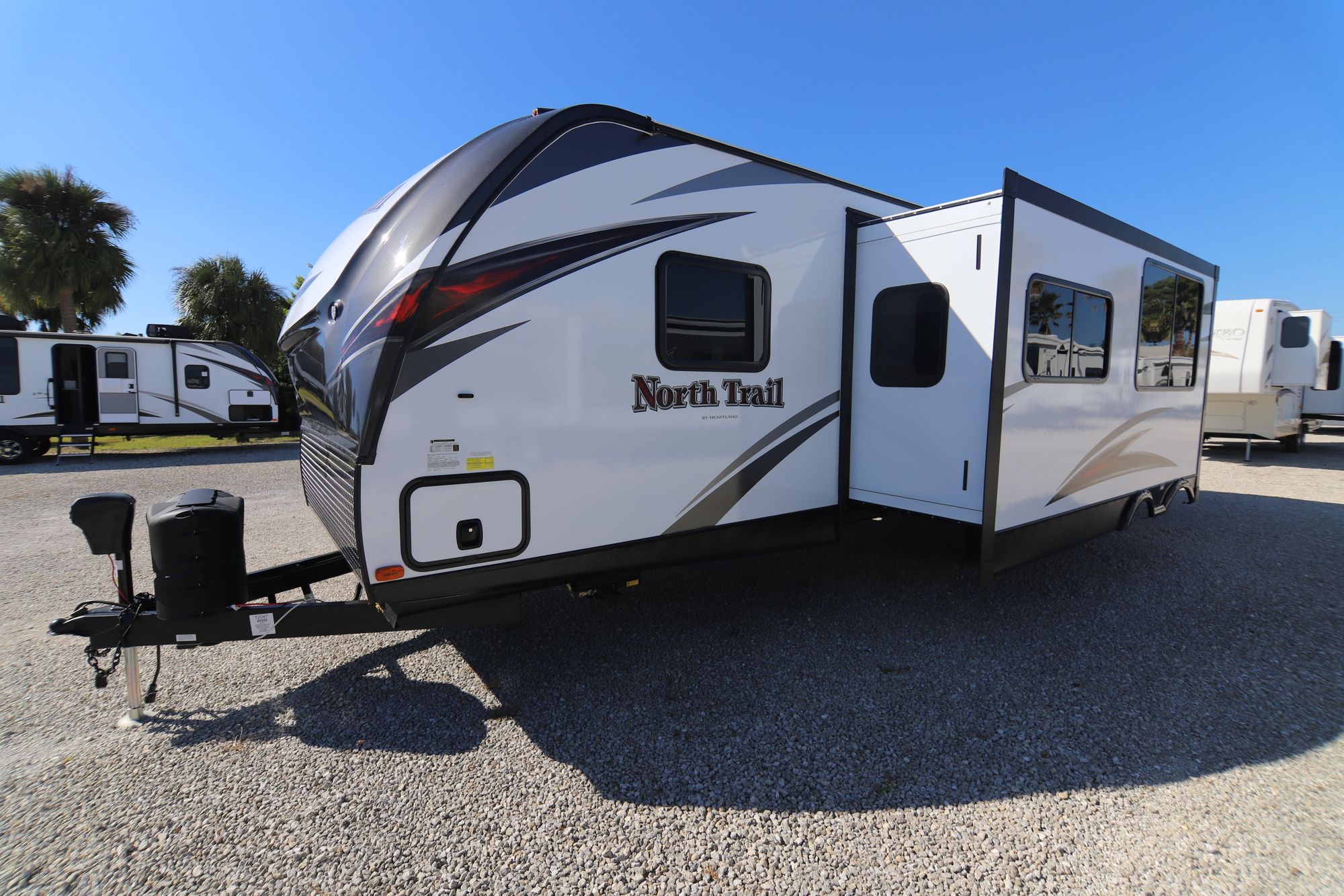 New 2019 Heartland Rv North Trail 31QUBH Travel Trailer  For Sale