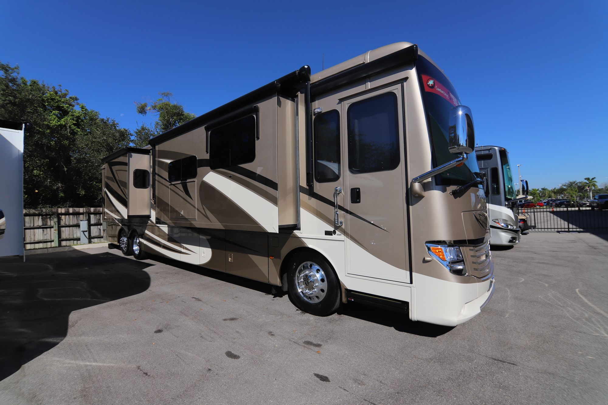 New 2019 Newmar Ventana 4369 Class A  For Sale