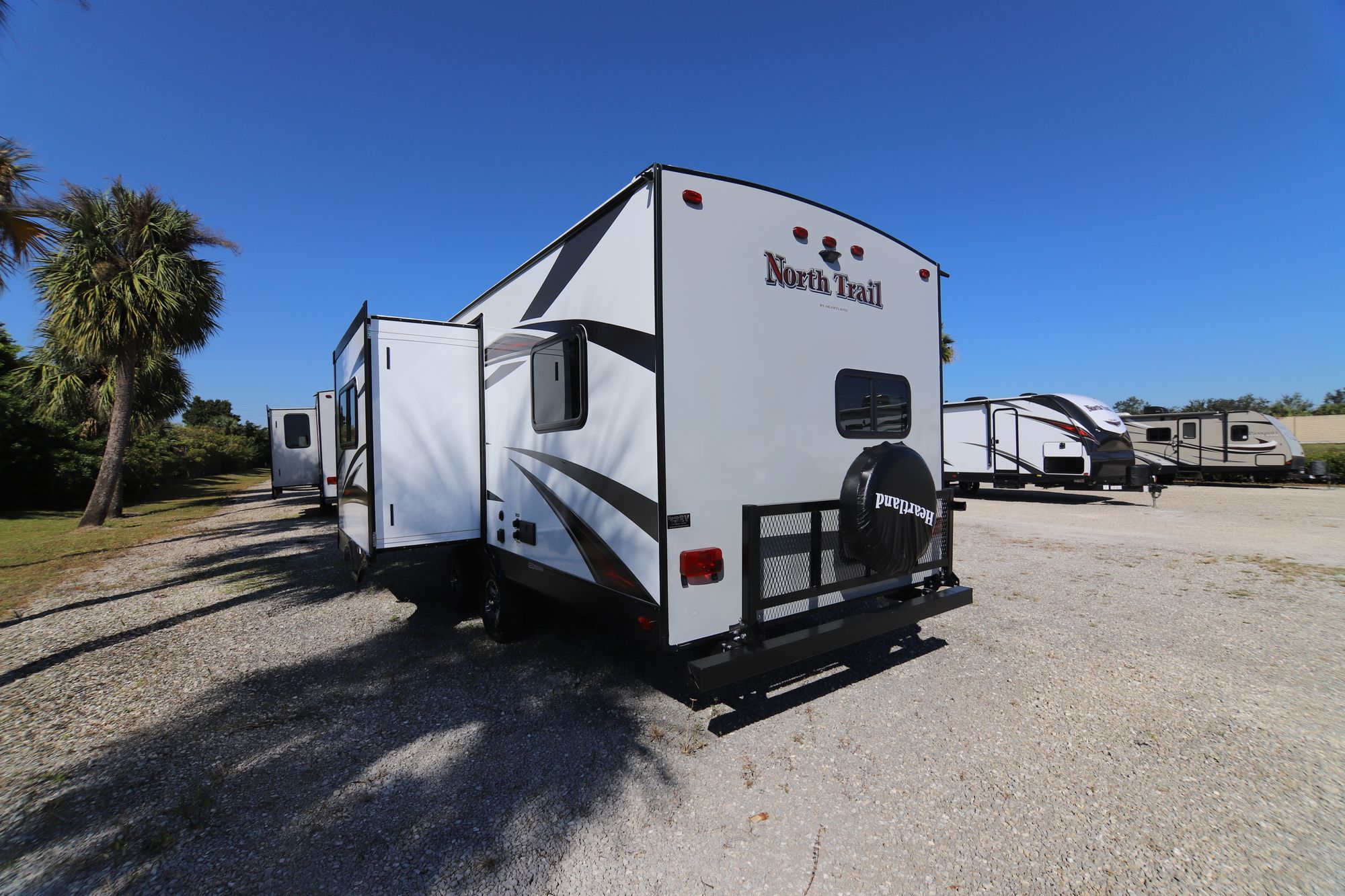 New 2019 Heartland Rv North Trail 24BHS Travel Trailer  For Sale