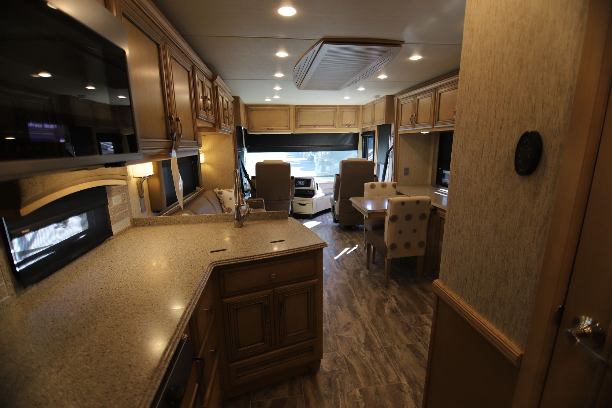 New 2019 Newmar Ventana Le 3426 Class A  For Sale