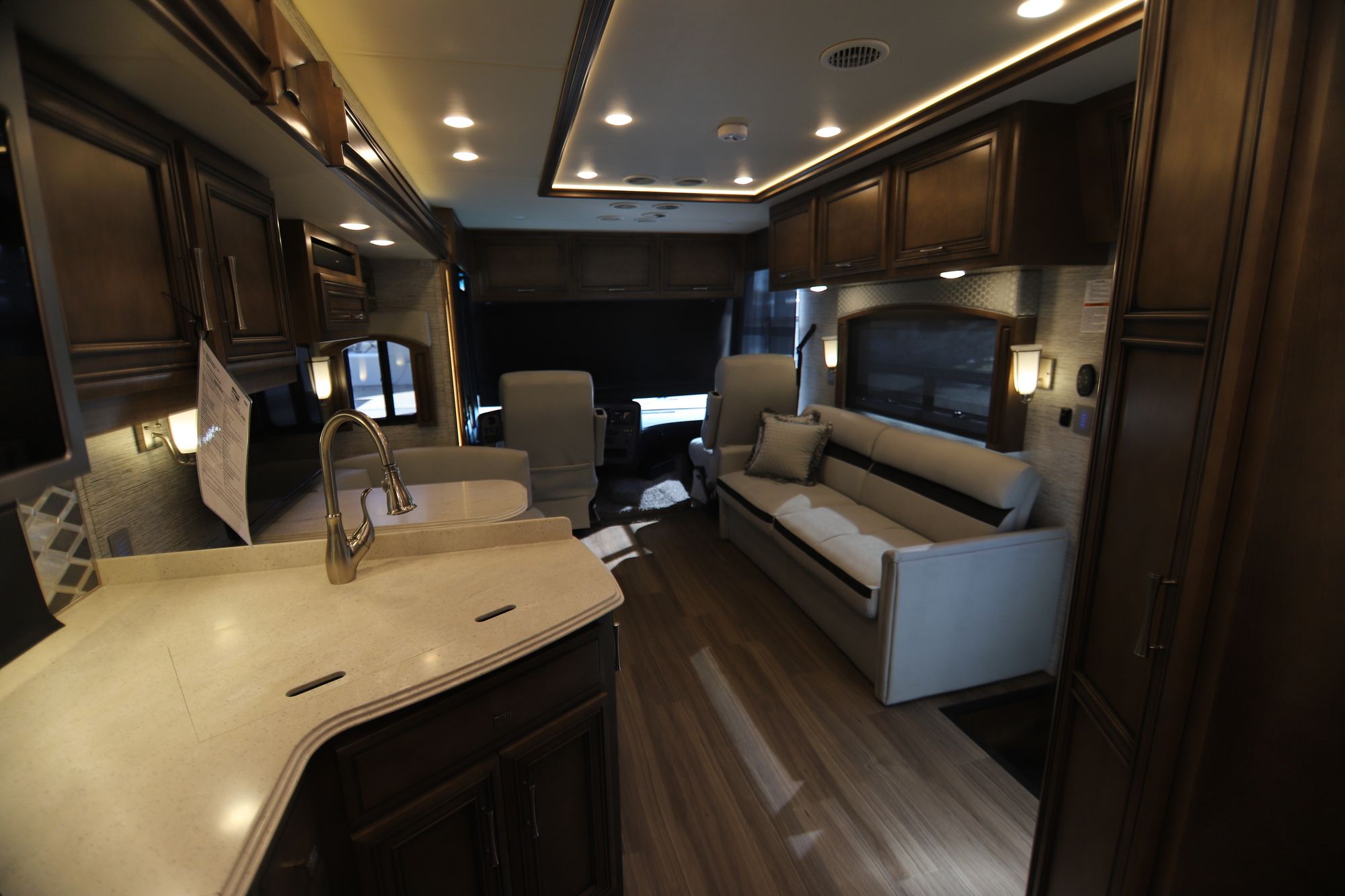 New 2019 Newmar Canyon Star 3927 Class A  For Sale