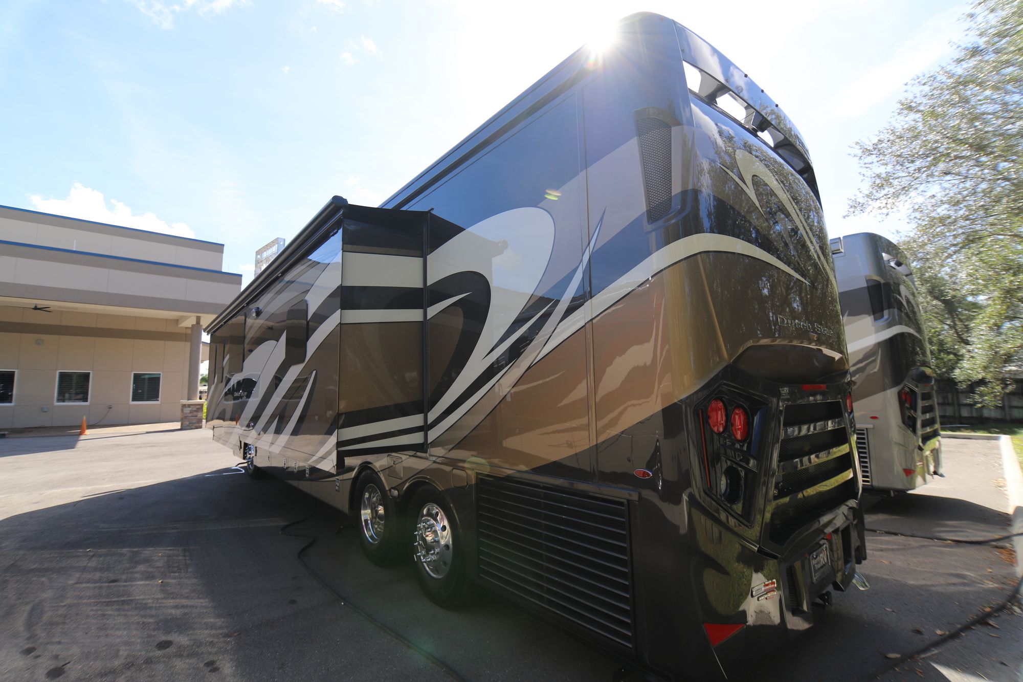 New 2019 Newmar Dutch Star 4018 Class A  For Sale